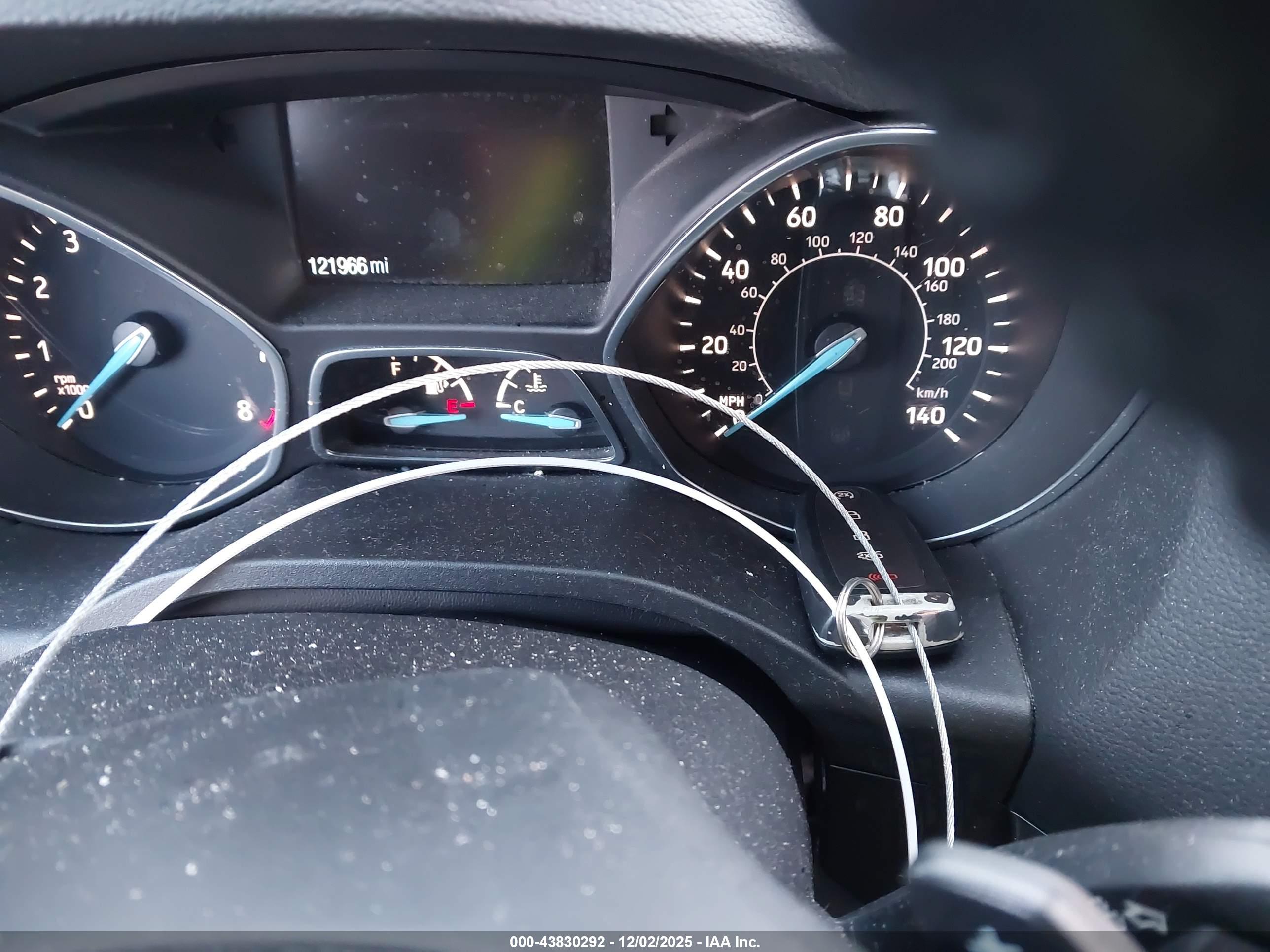 FORD ESCAPE image 11