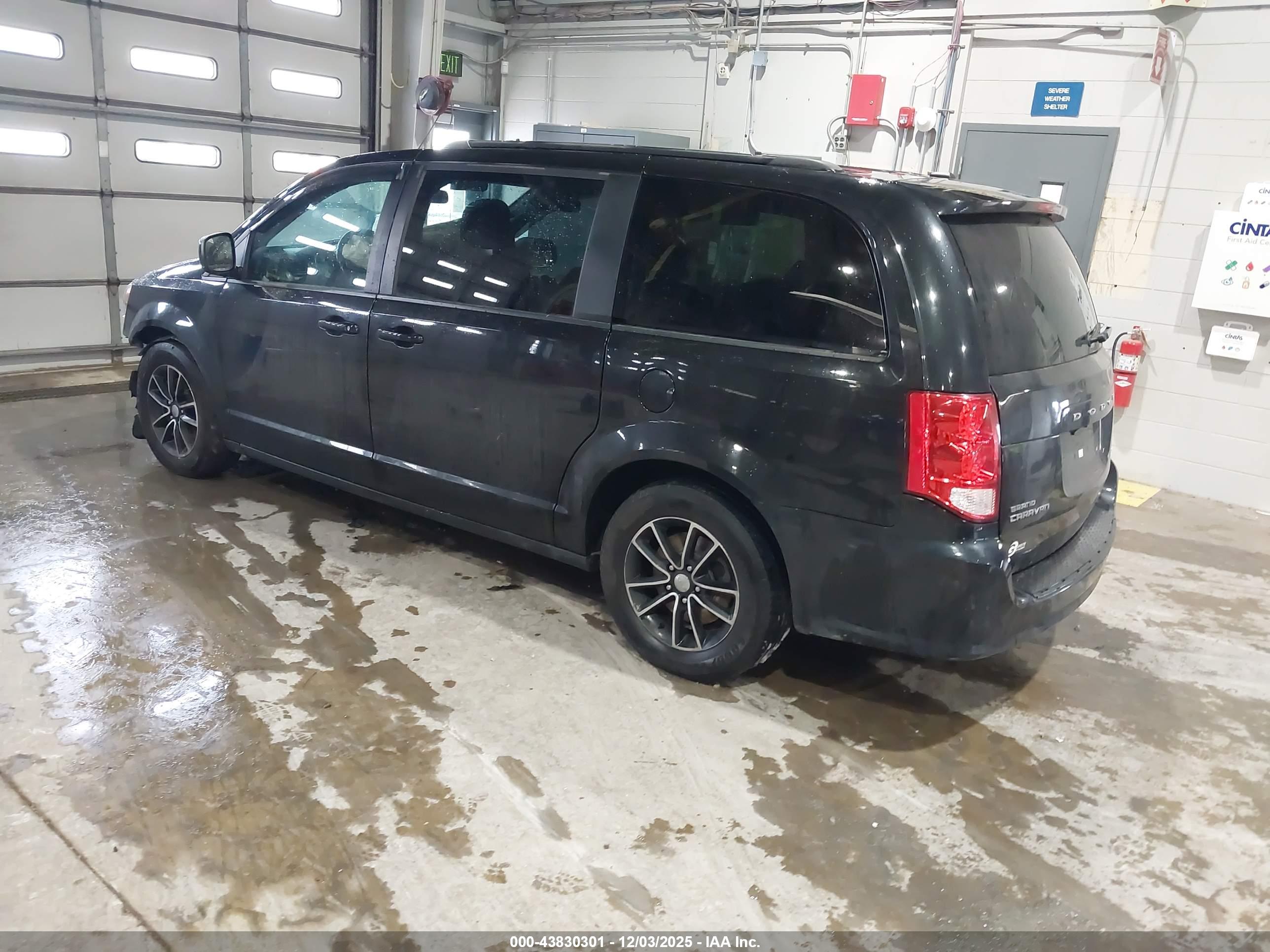 DODGE GRAND image 3