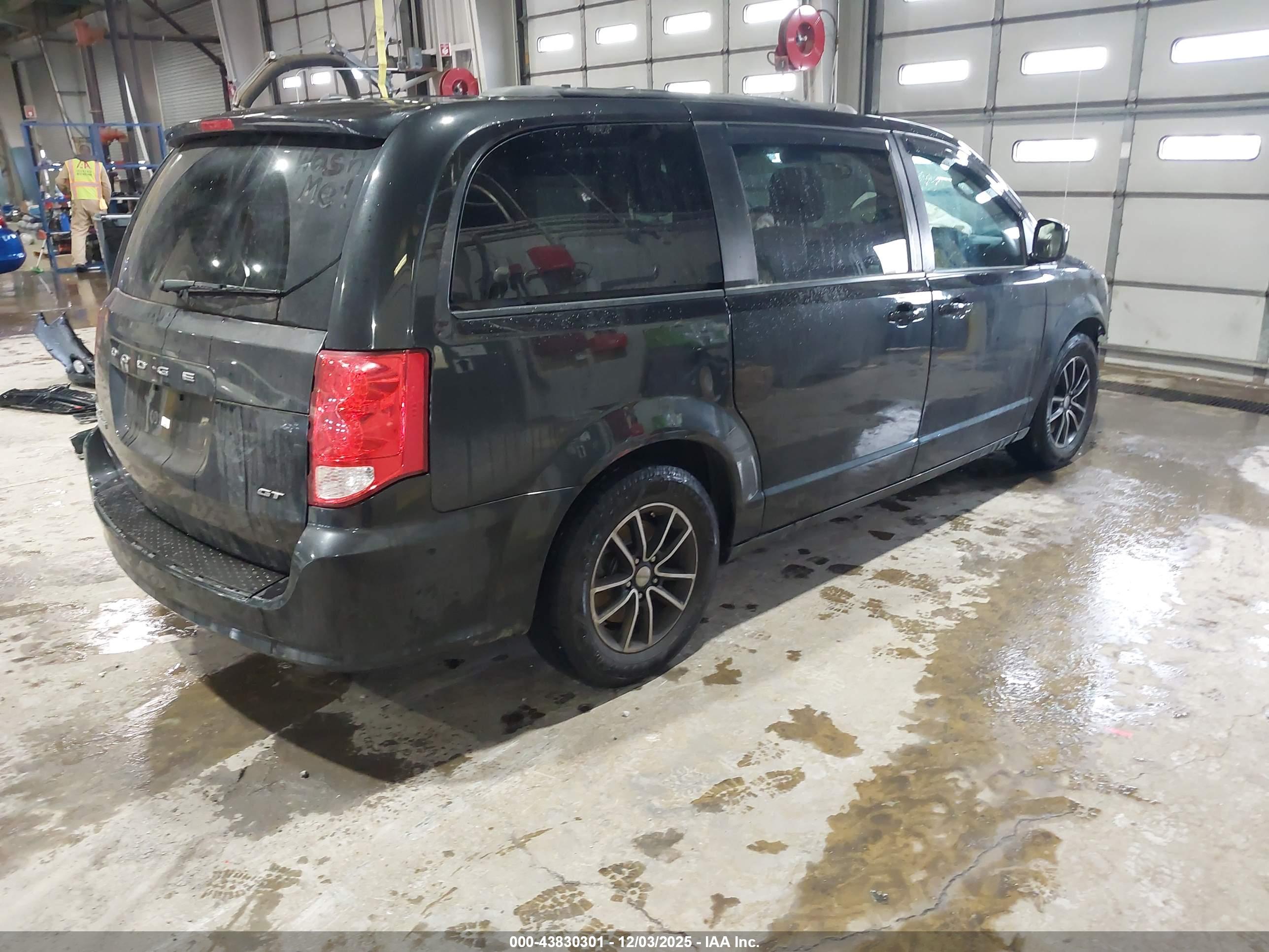 DODGE GRAND image 4