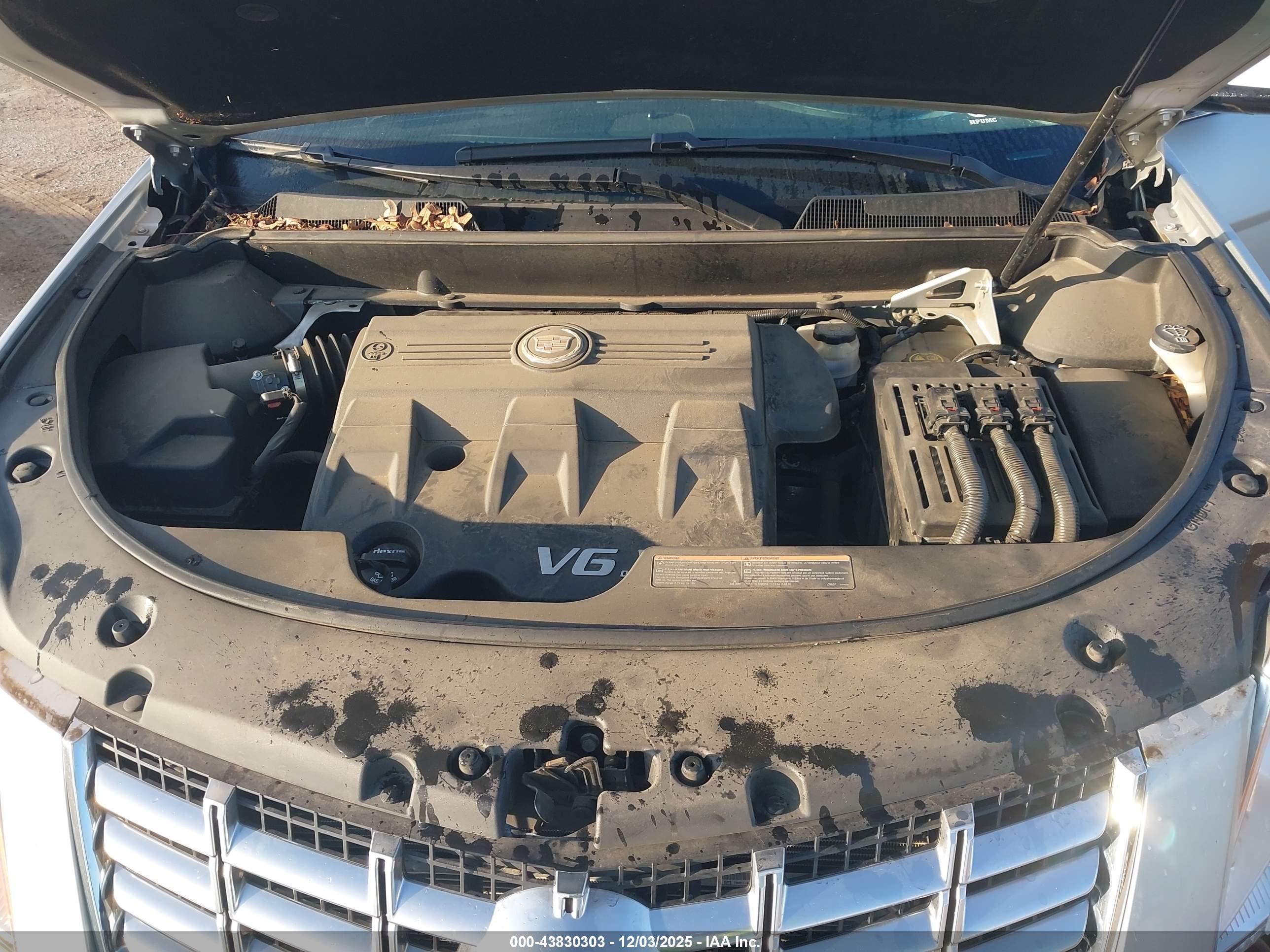 CADILLAC SRX image 10