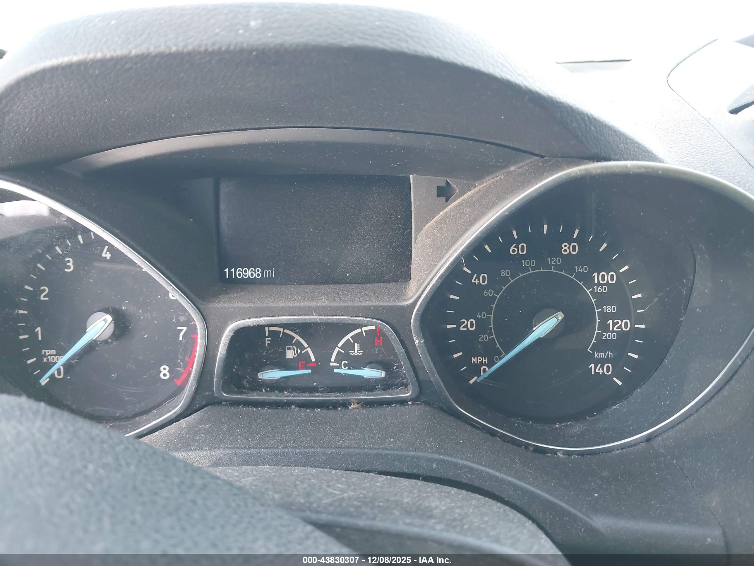 FORD ESCAPE image 7