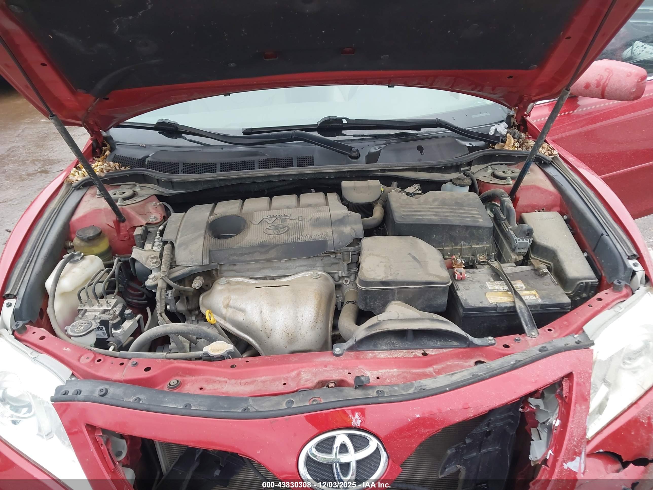 TOYOTA CAMRY image 10