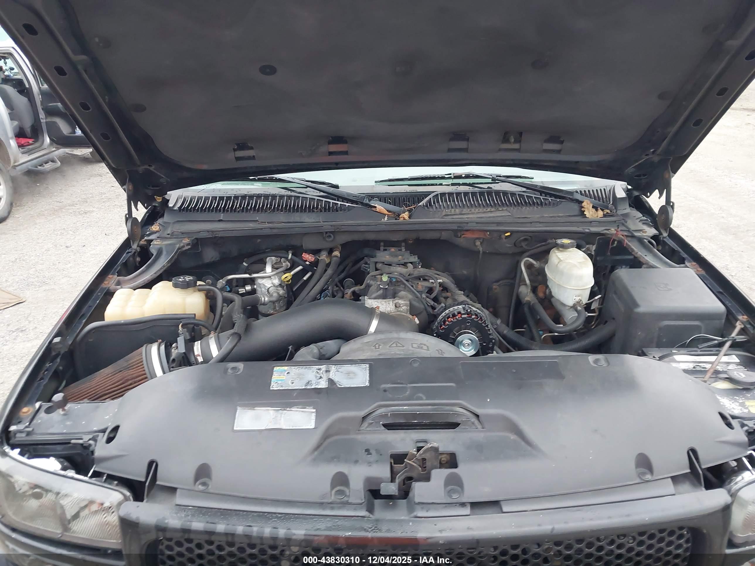 GMC YUKON image 10