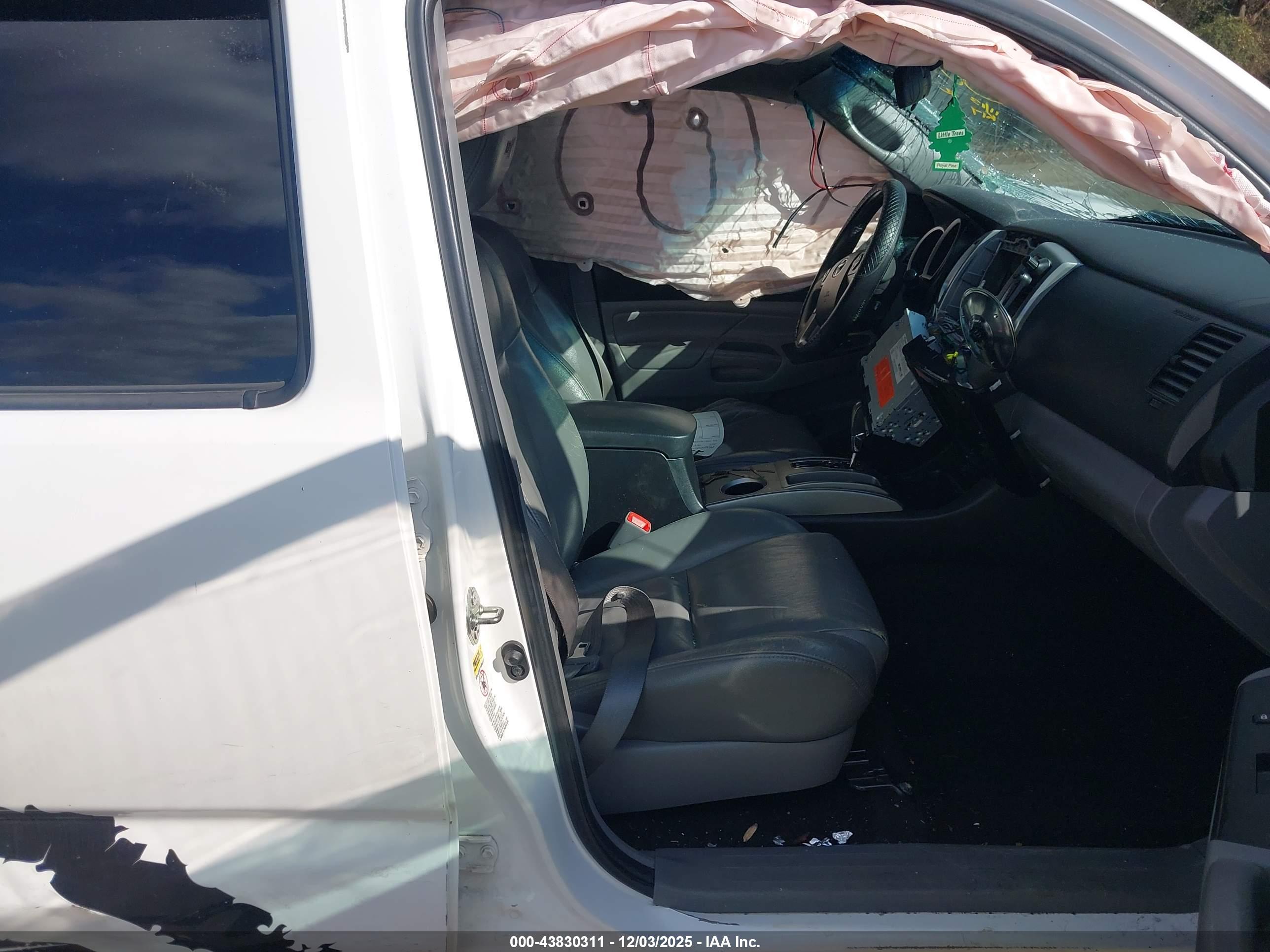 TOYOTA TACOMA image 5