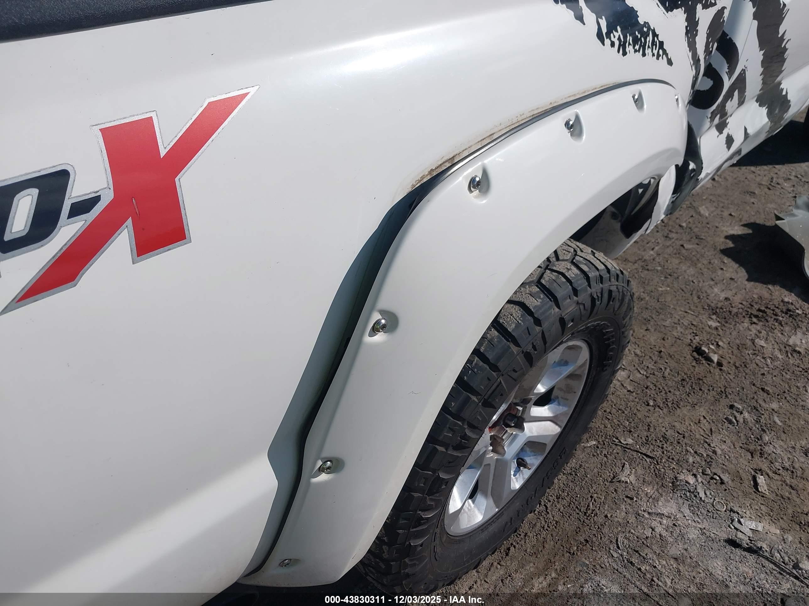 TOYOTA TACOMA image 6