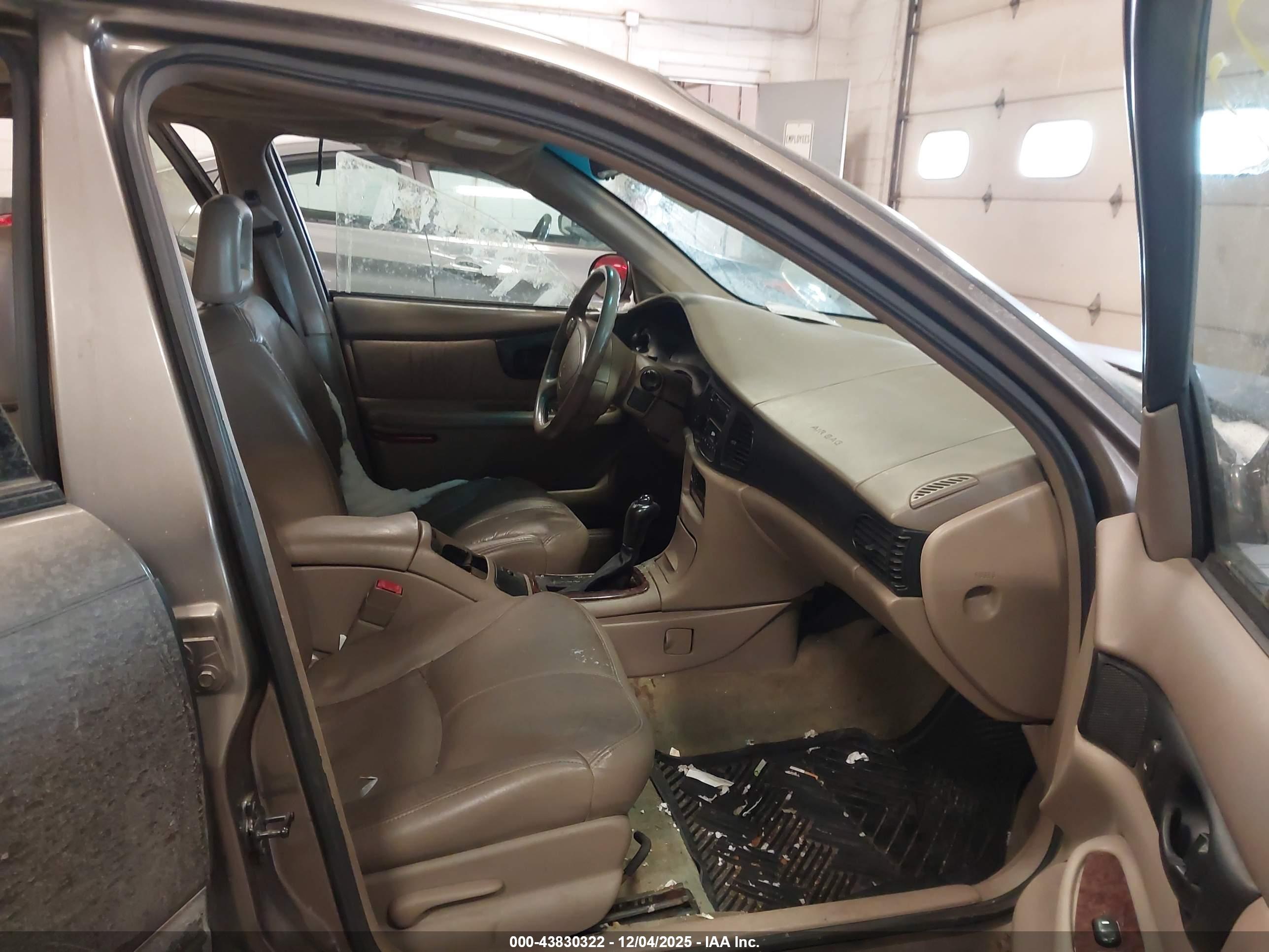 BUICK REGAL image 5