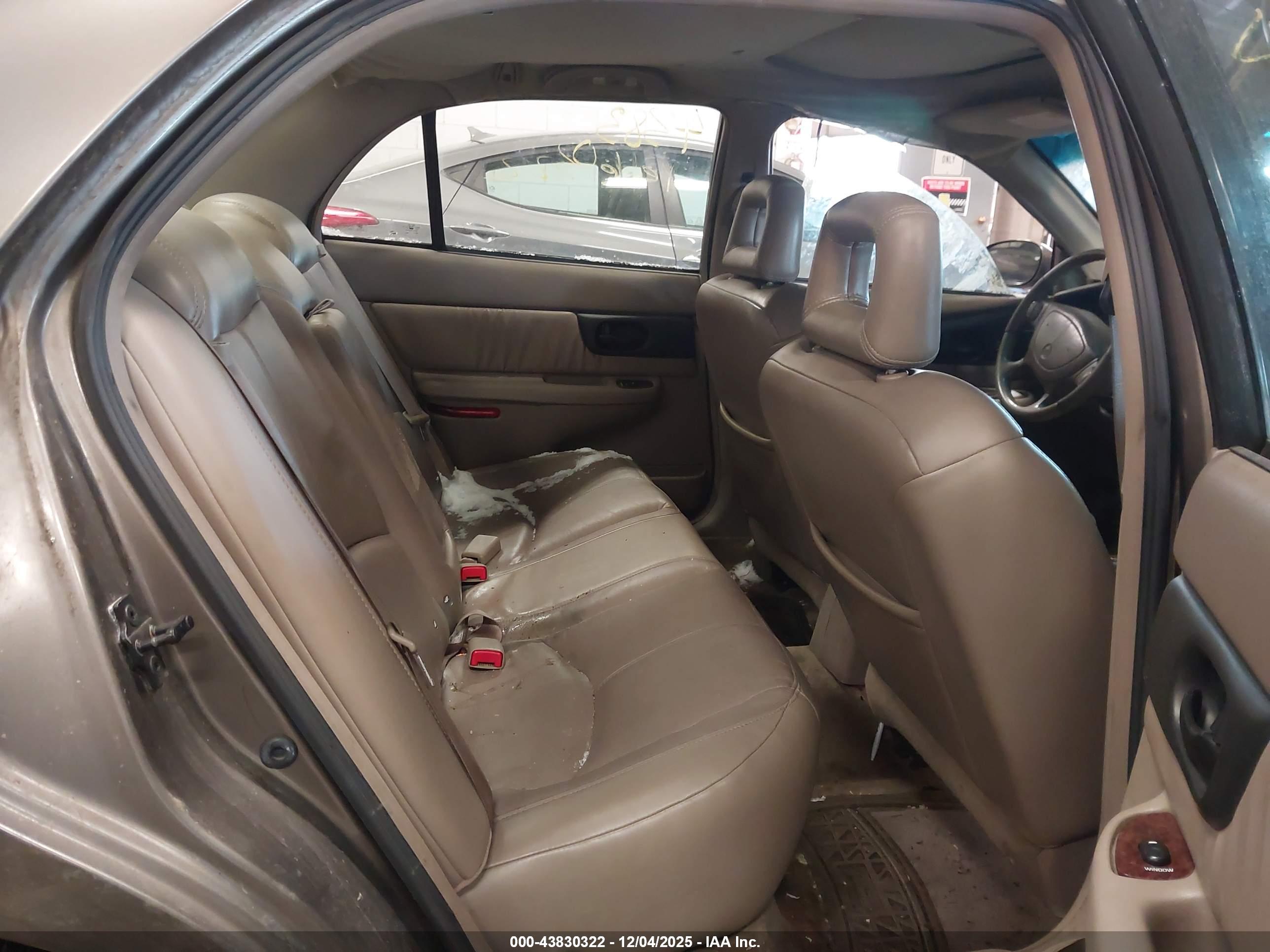 BUICK REGAL image 8