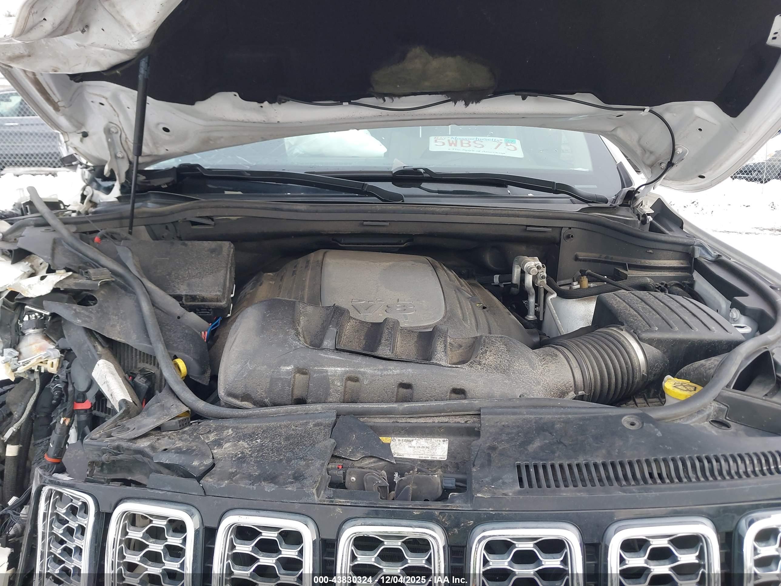 JEEP GRAND image 10