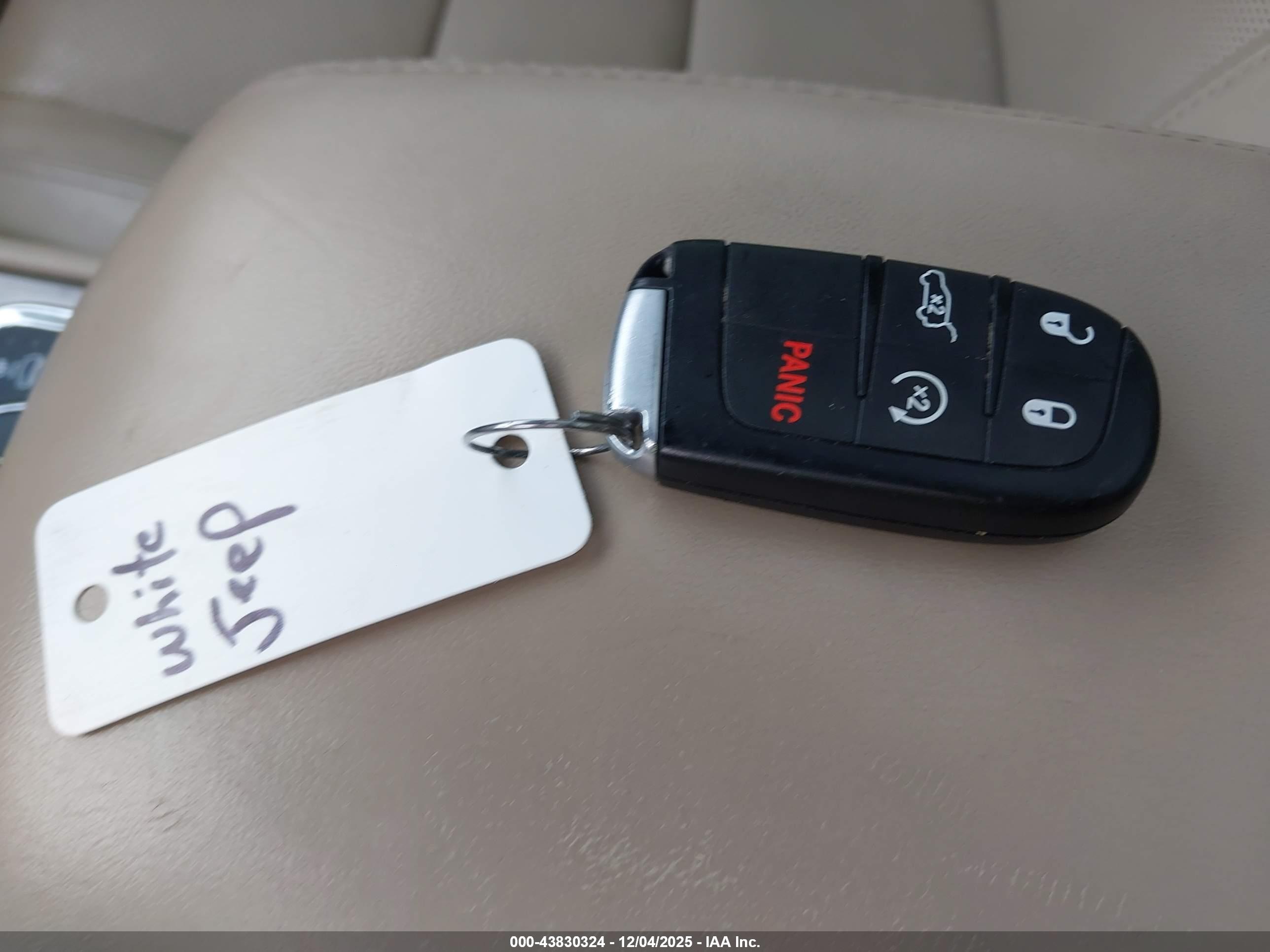 JEEP GRAND image 11