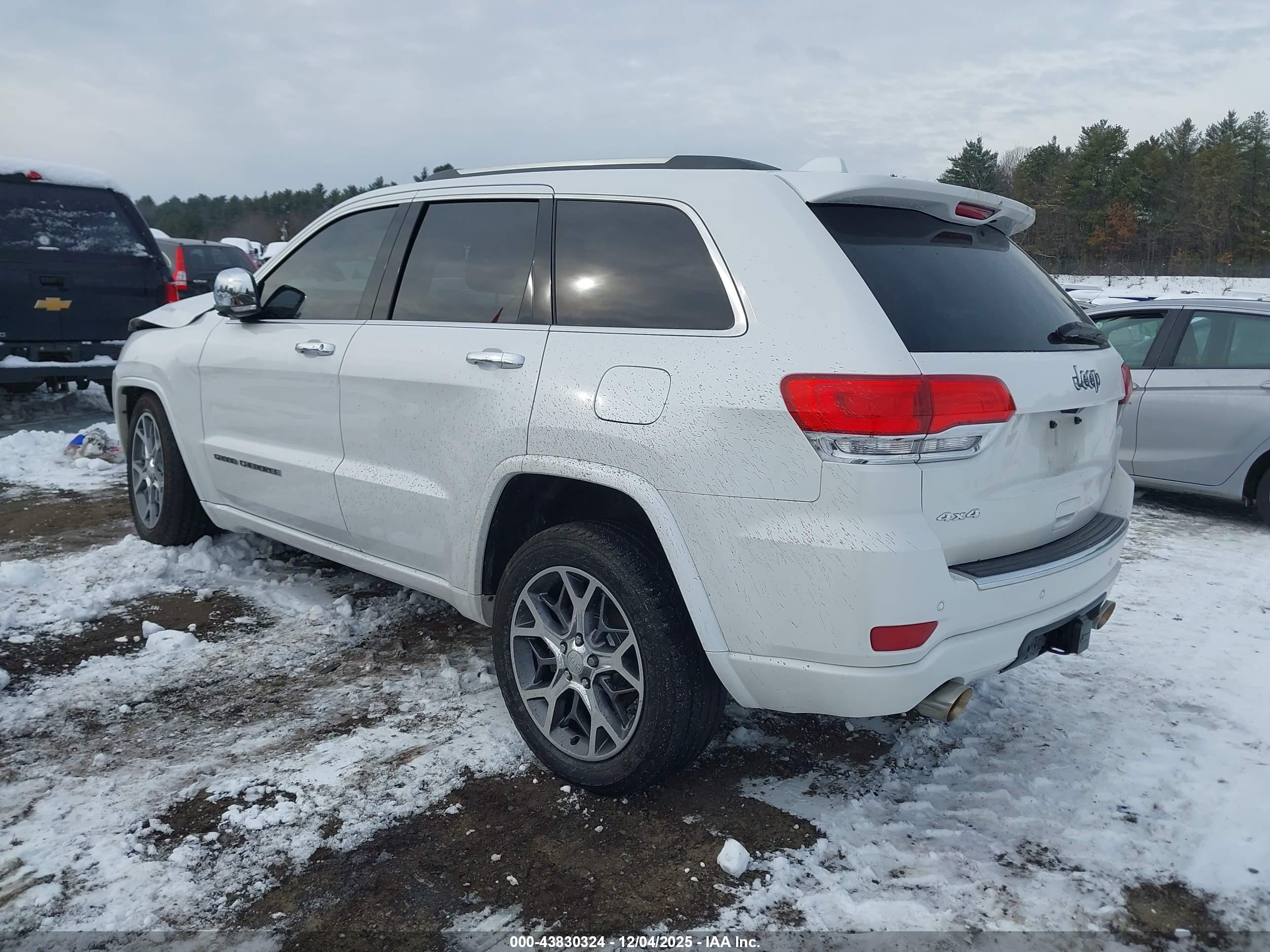 JEEP GRAND image 3