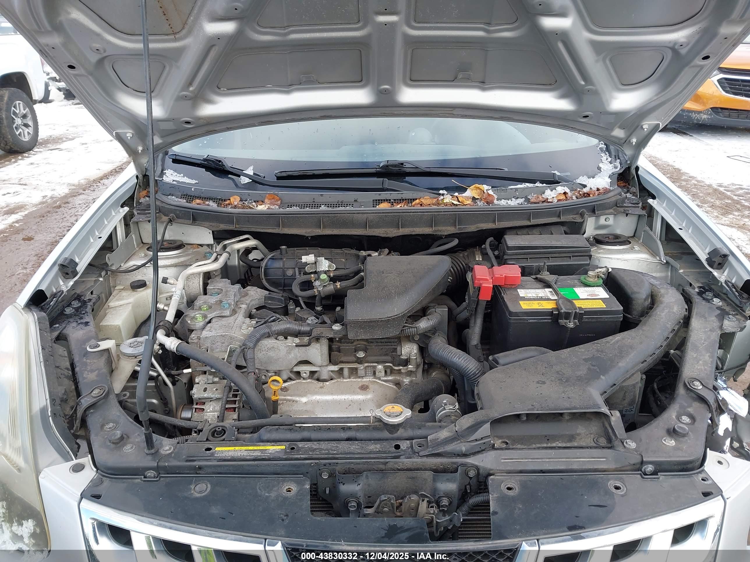 NISSAN ROGUE image 10