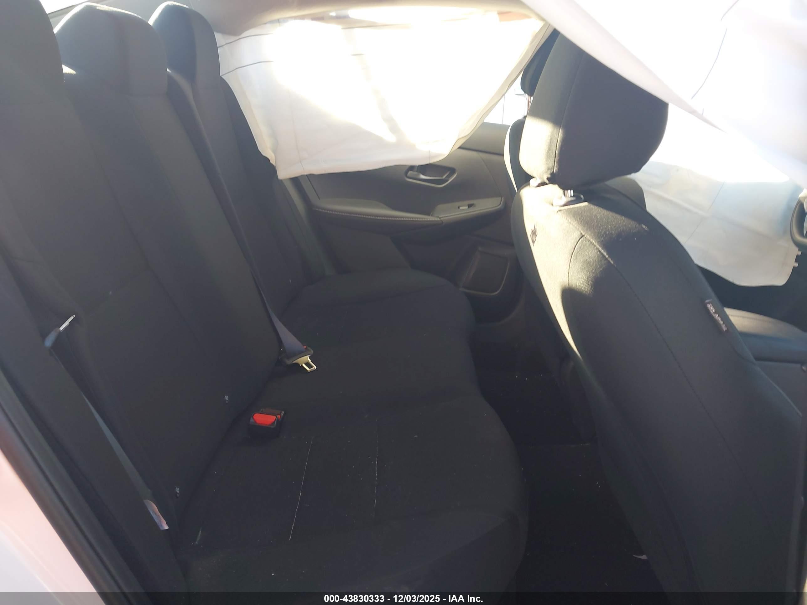 NISSAN SENTRA image 8