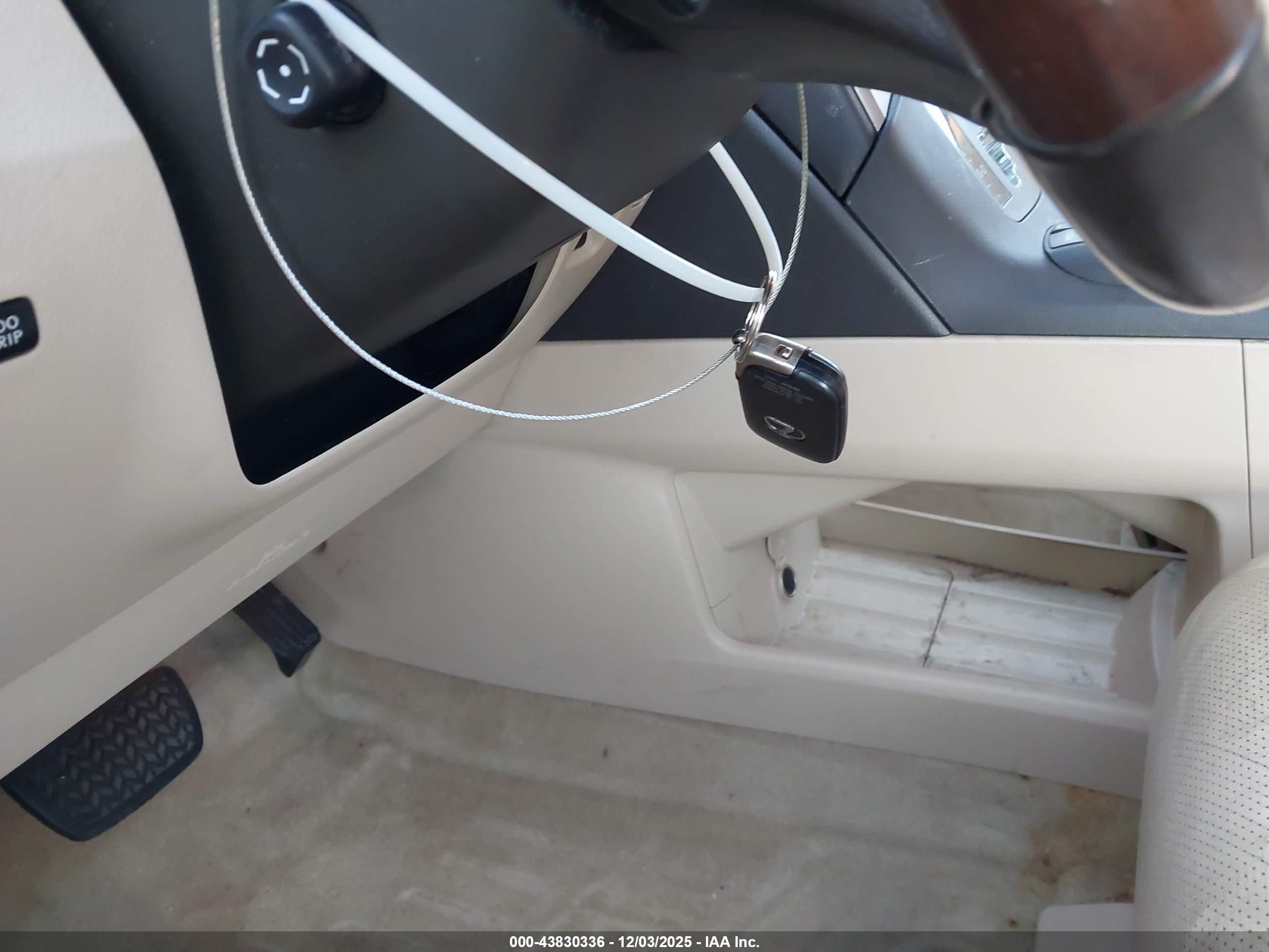 LEXUS RX image 11