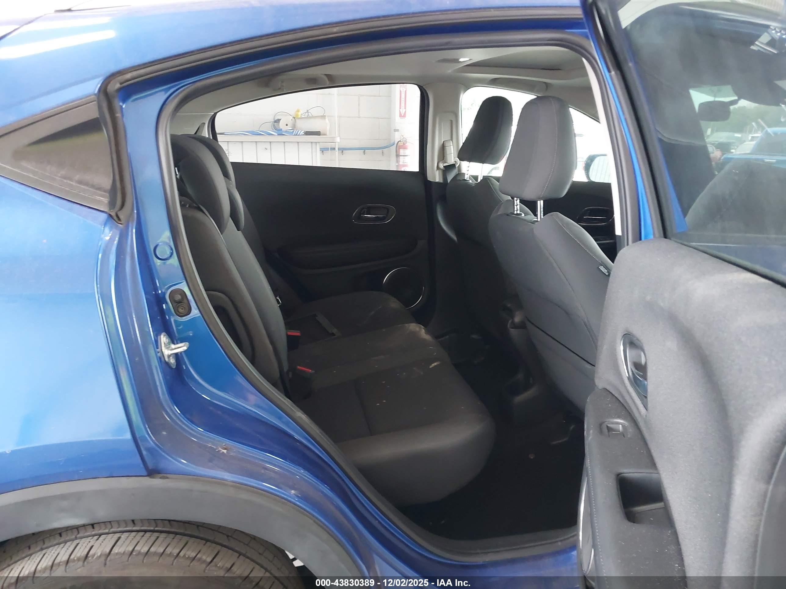 HONDA HR-V image 8