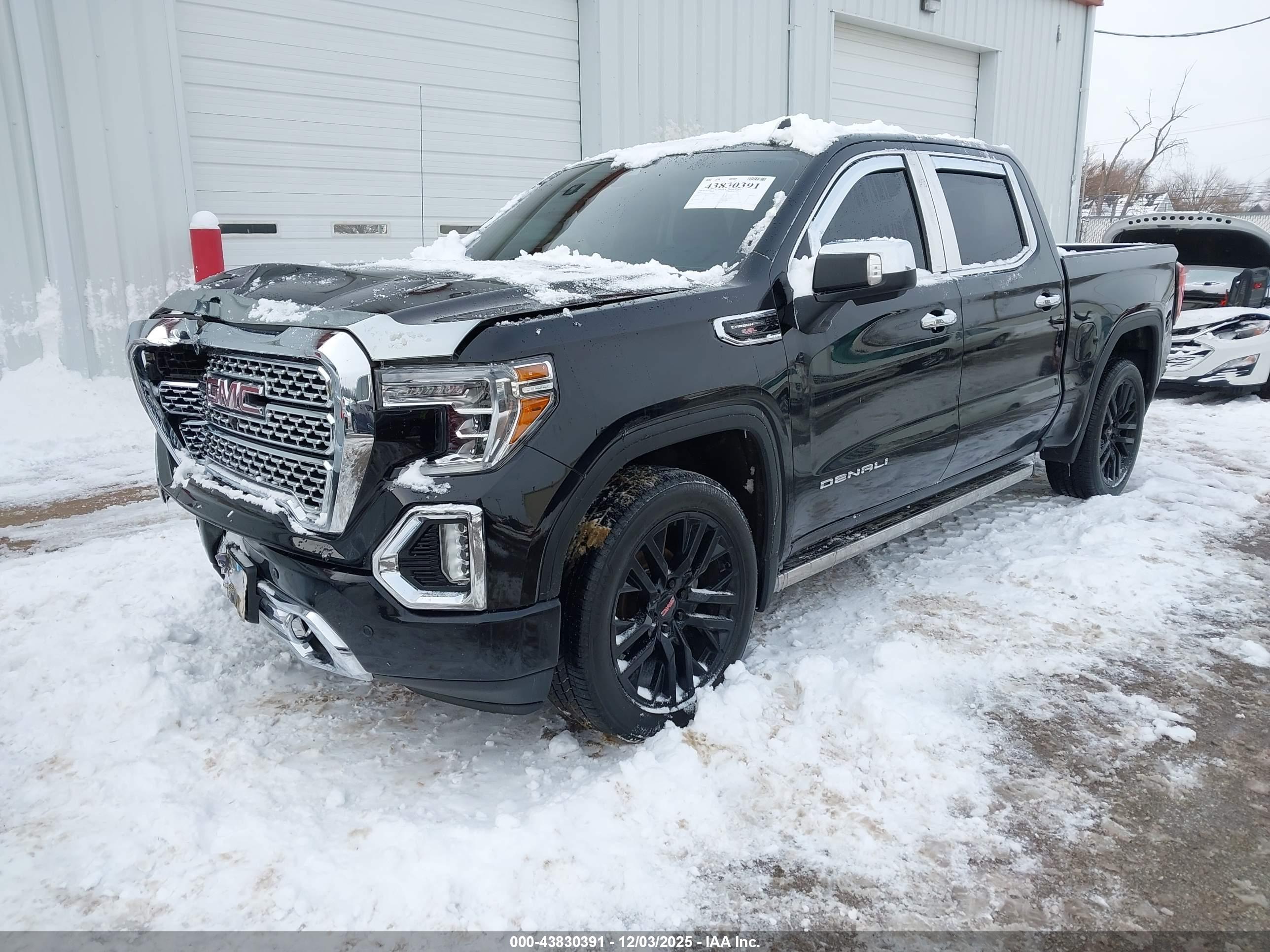 GMC SIERRA image 2