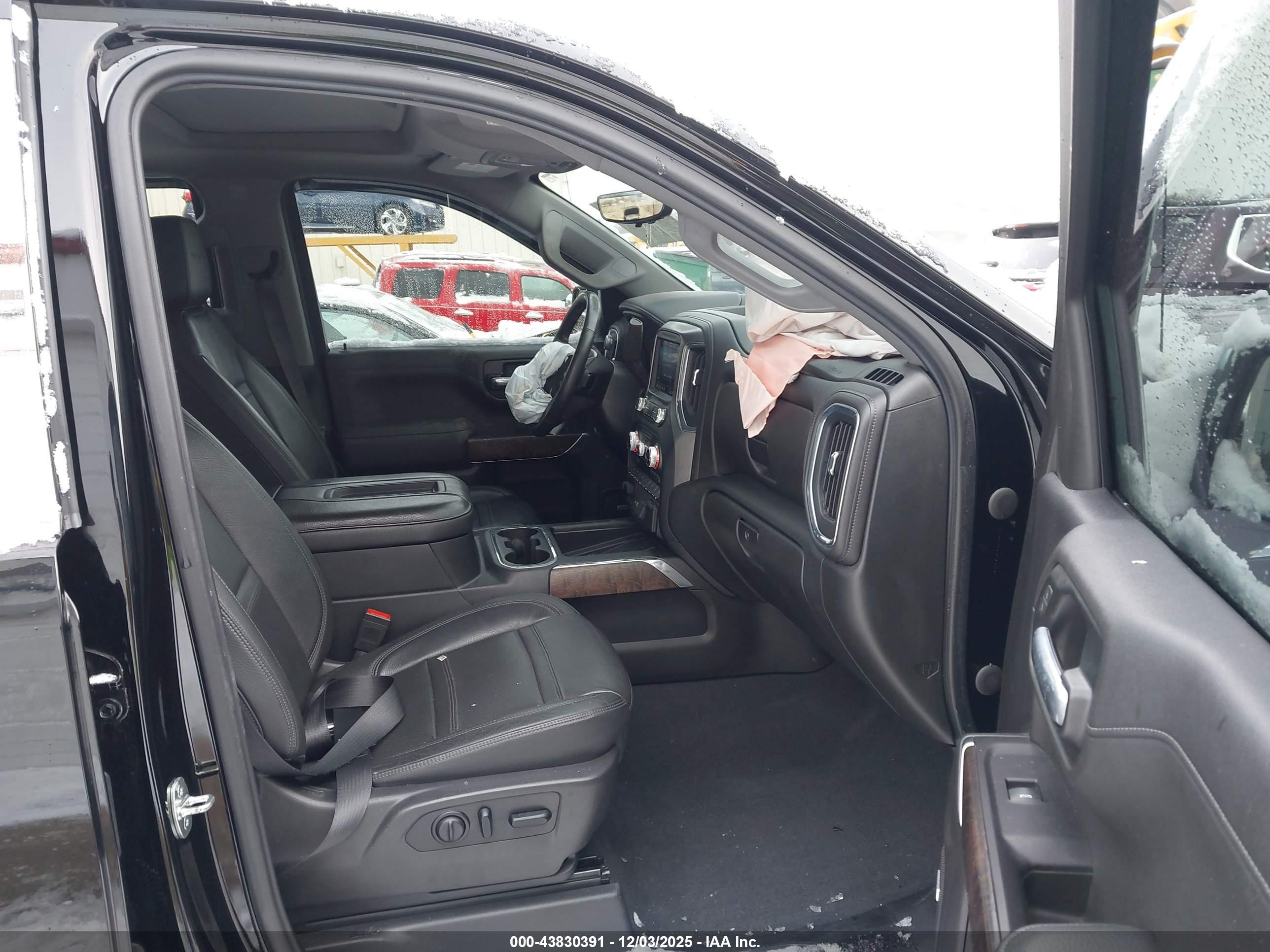 GMC SIERRA image 5
