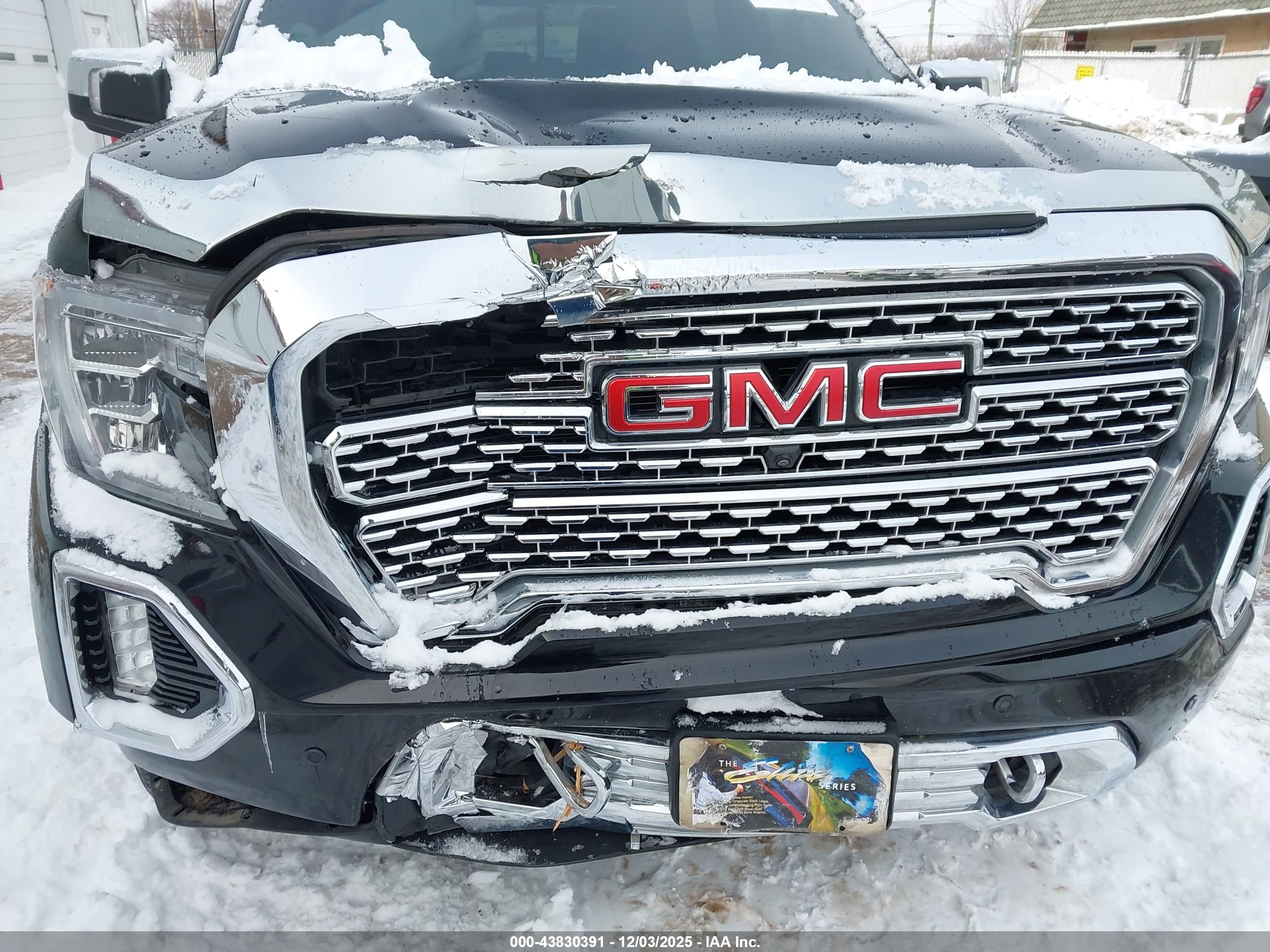 GMC SIERRA image 6
