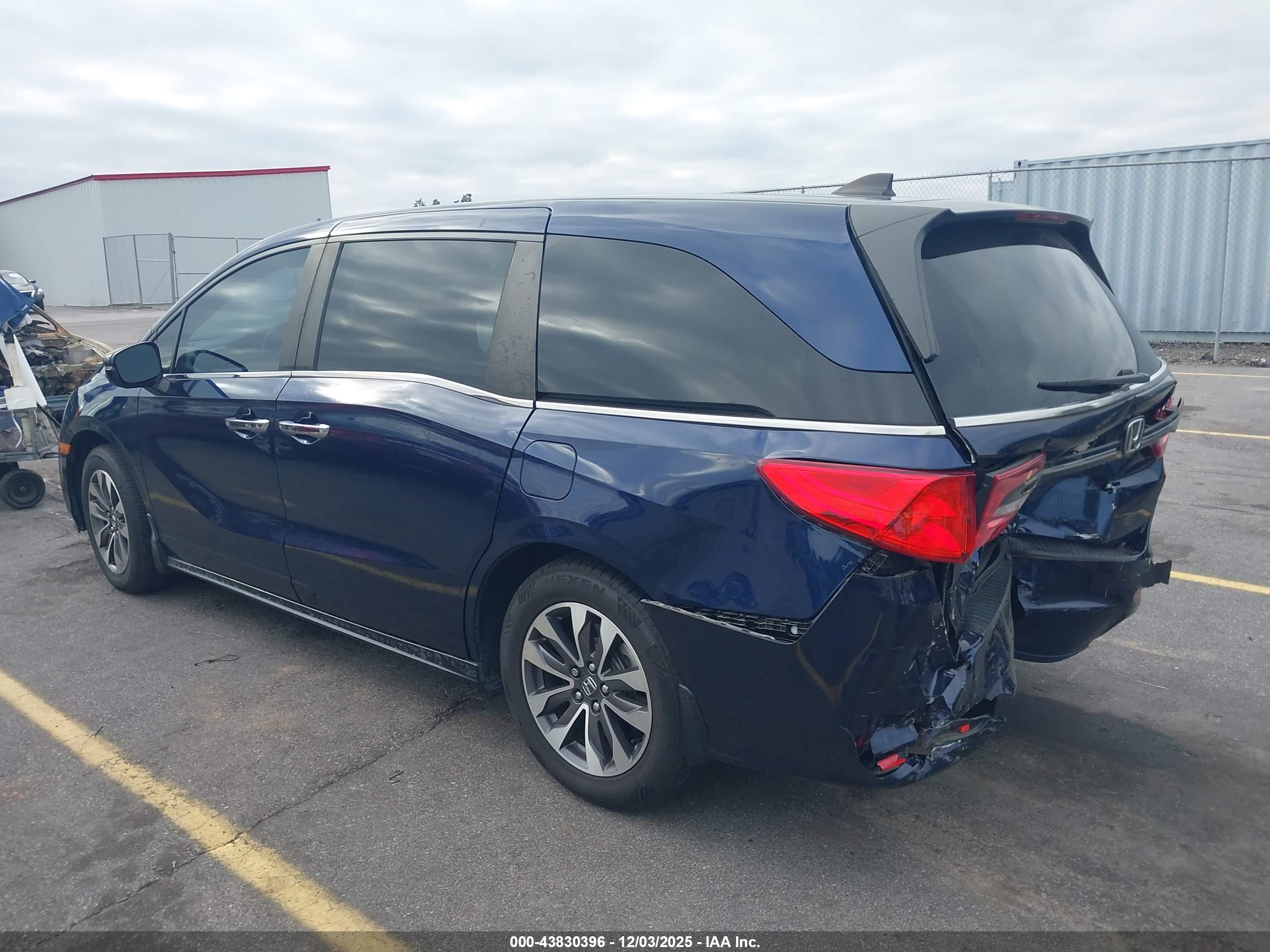 HONDA ODYSSEY image 3