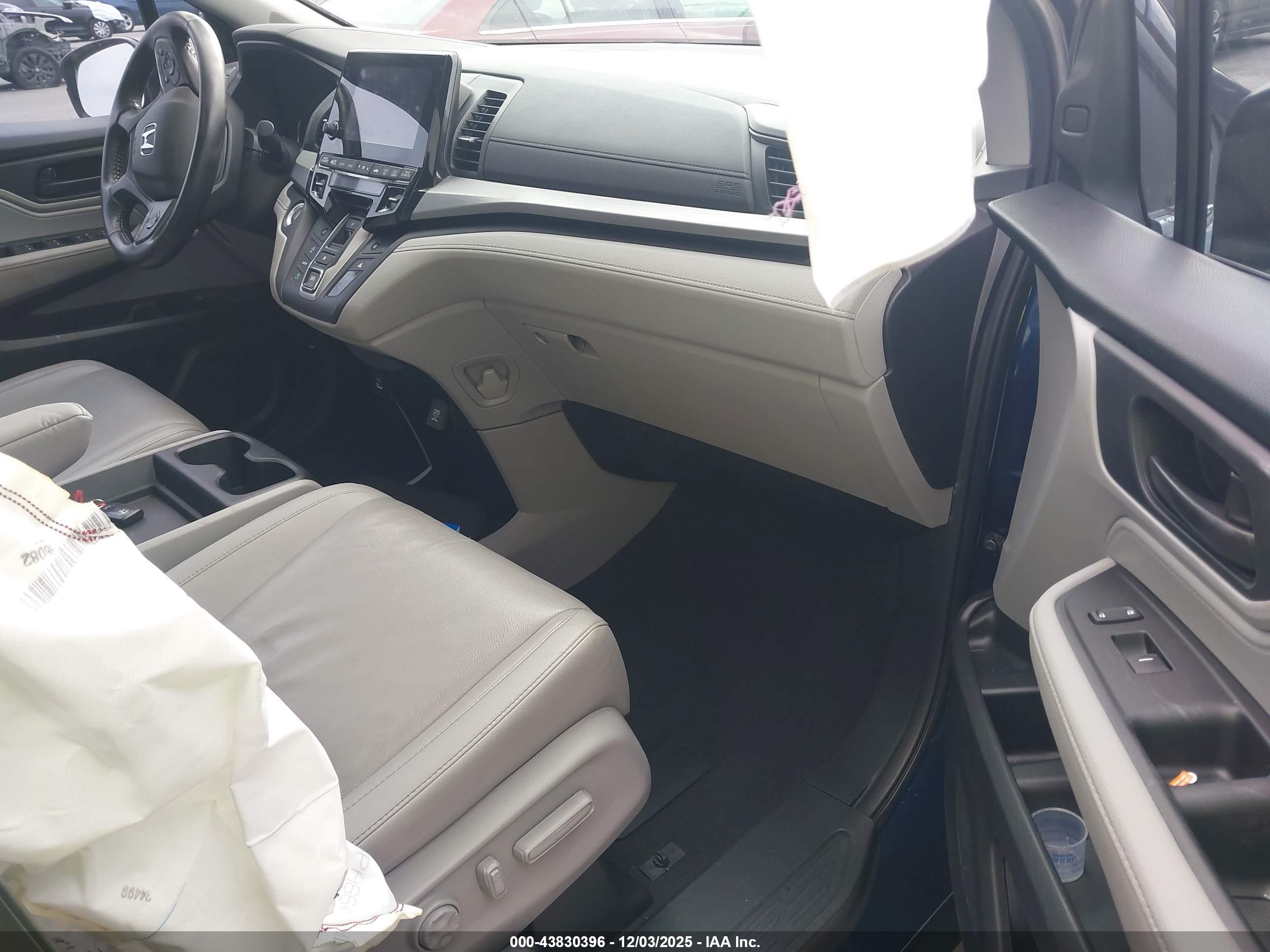 HONDA ODYSSEY image 5