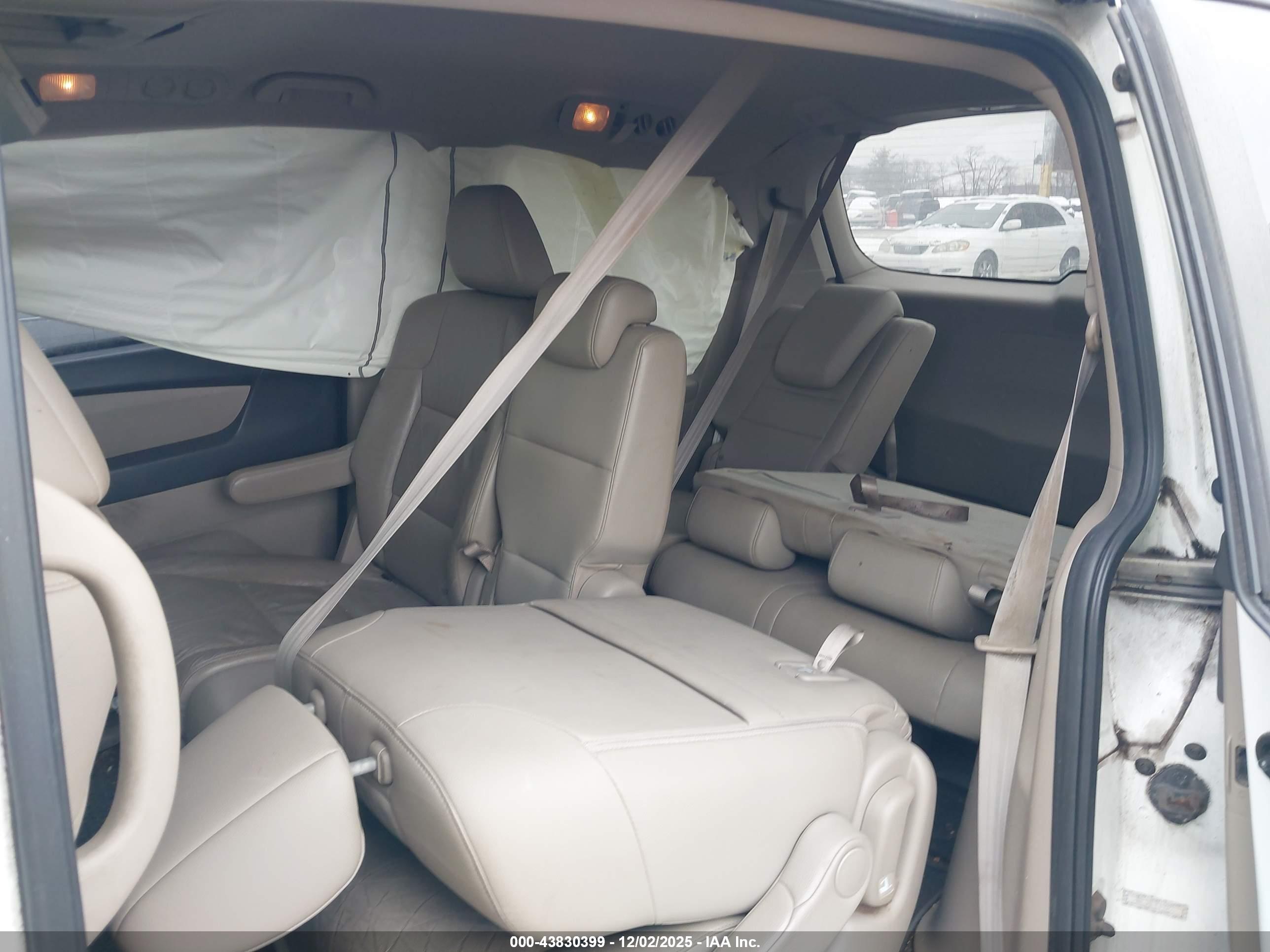 HONDA ODYSSEY image 8