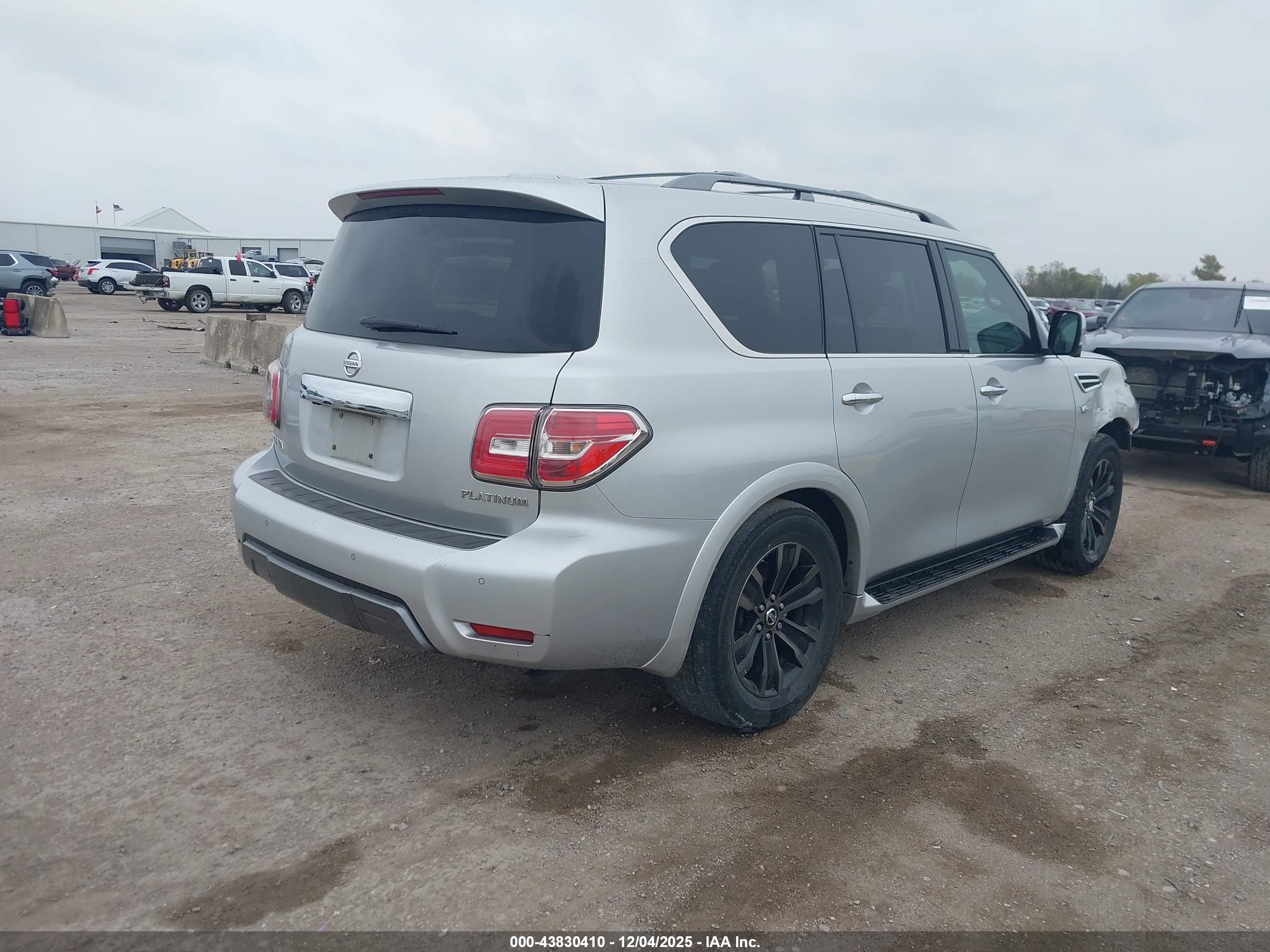 NISSAN ARMADA image 4