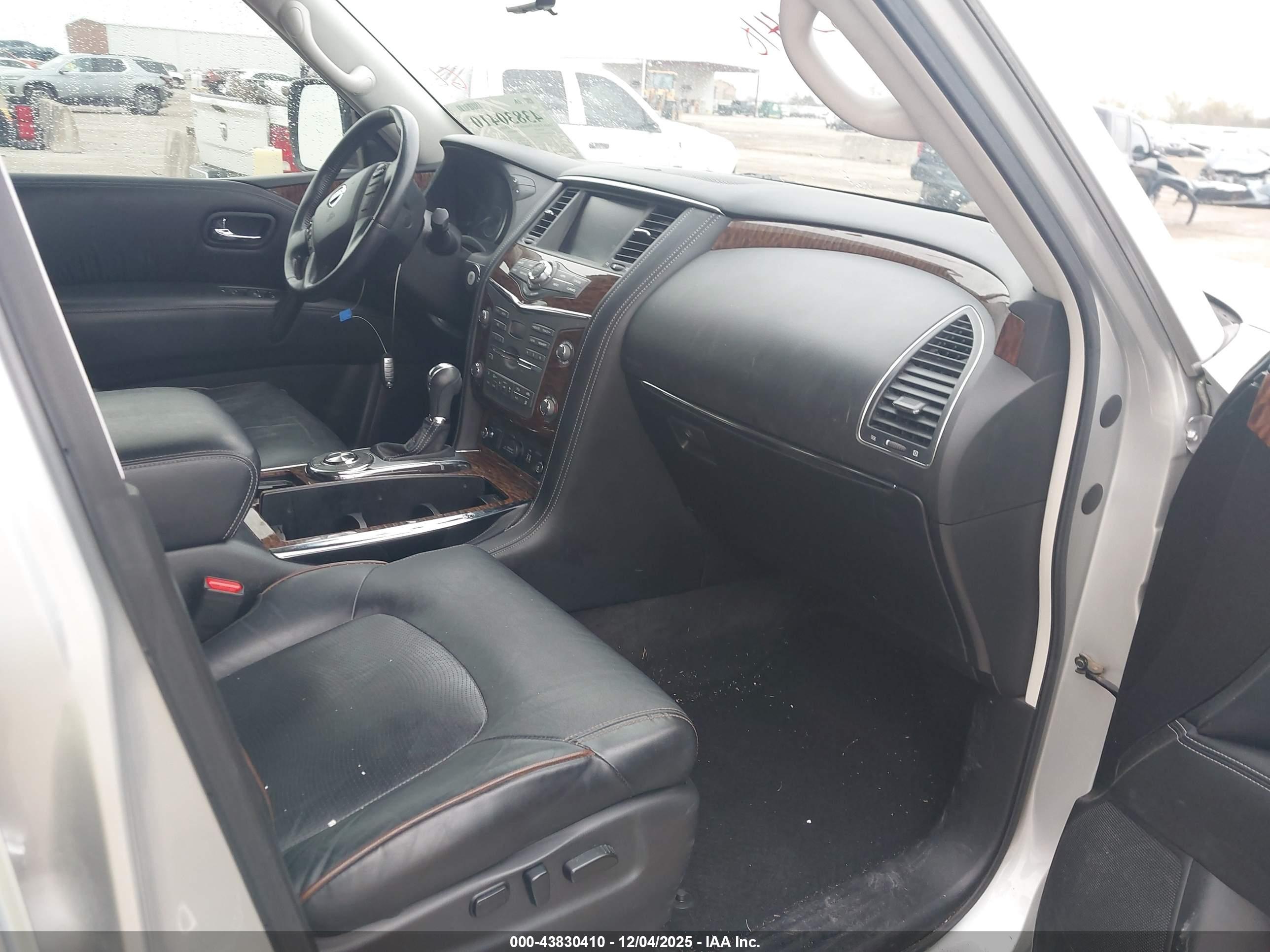 NISSAN ARMADA image 5