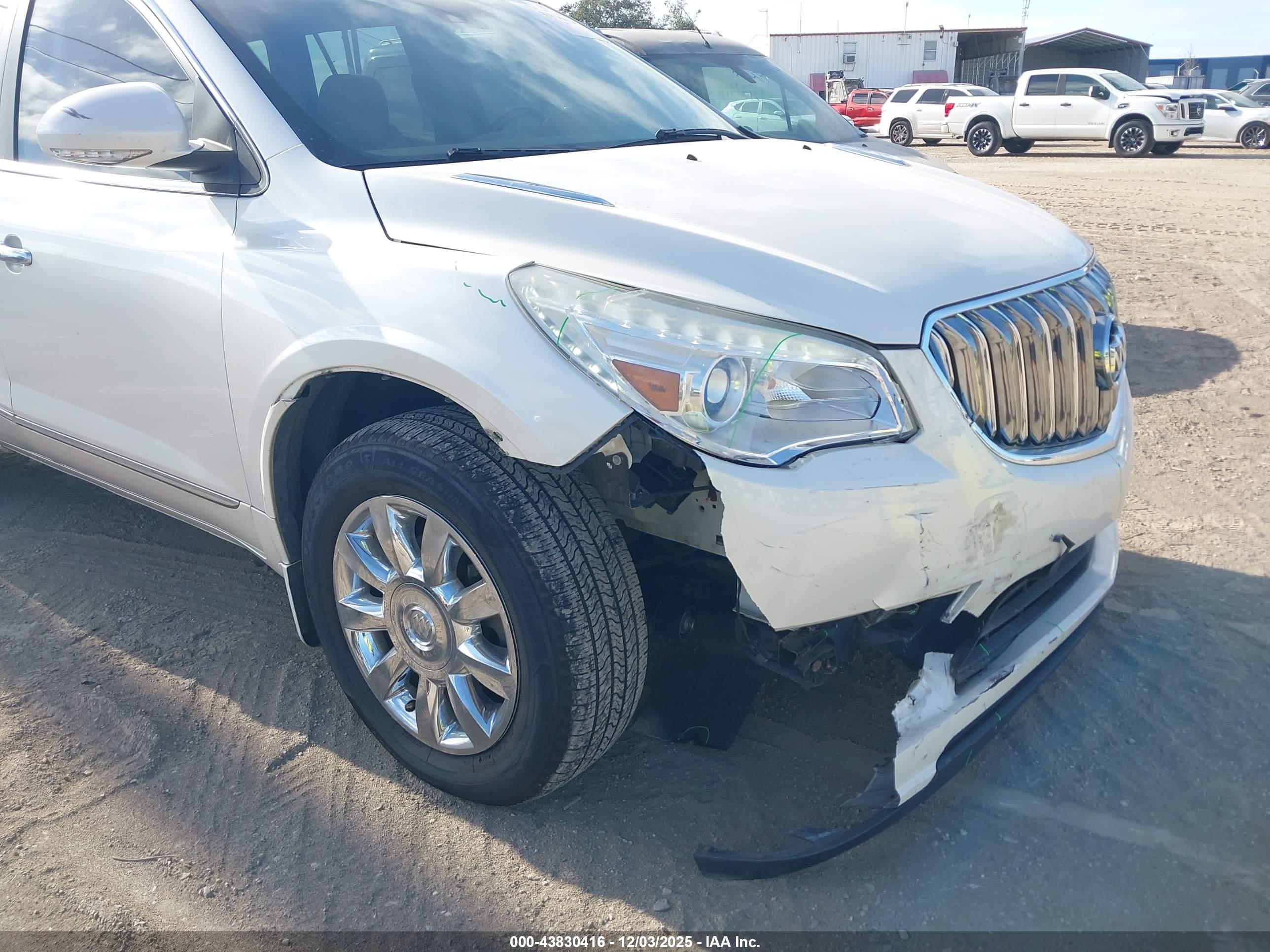 BUICK ENCLAVE image 6