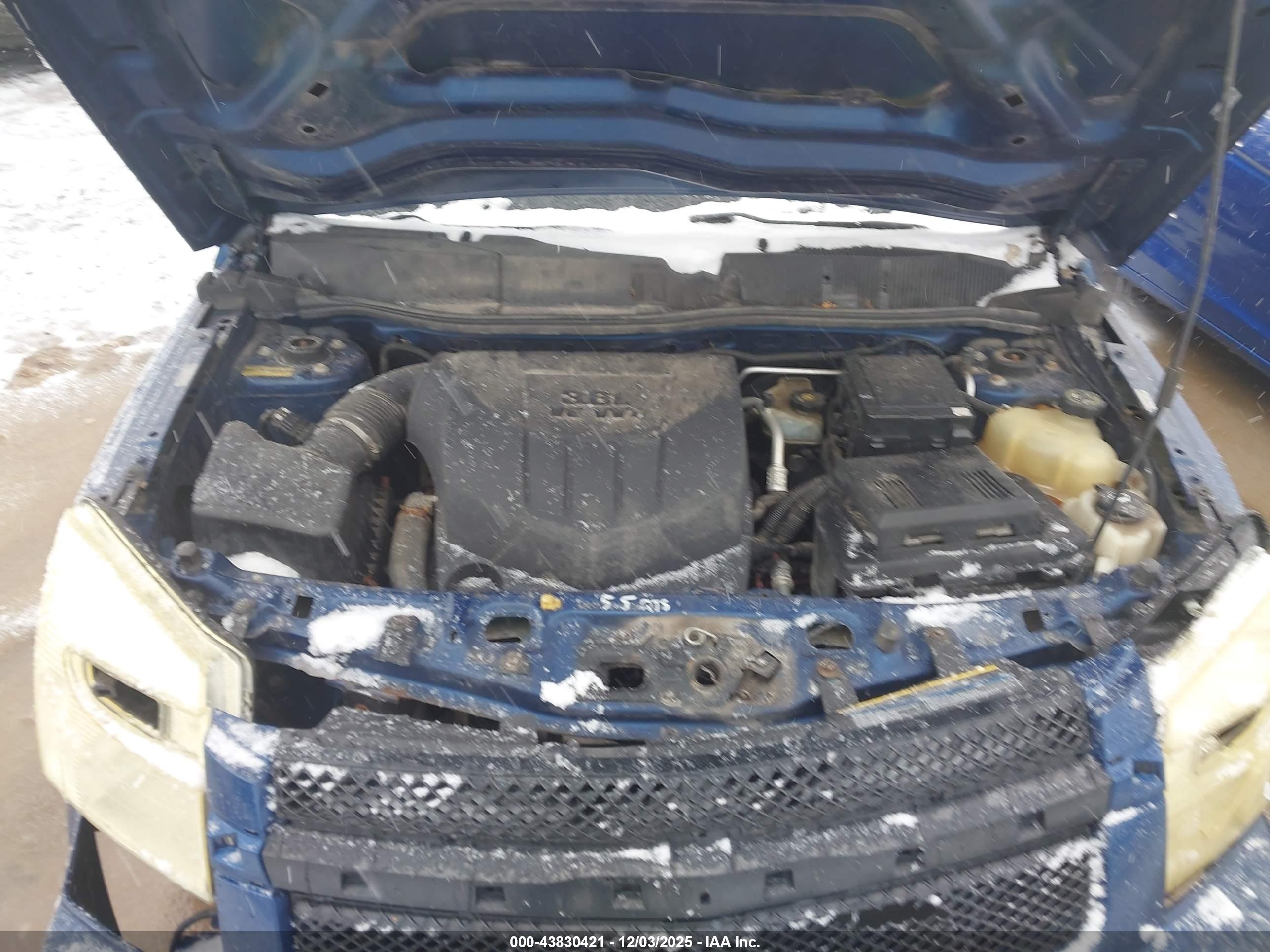 CHEVROLET EQUINOX image 10