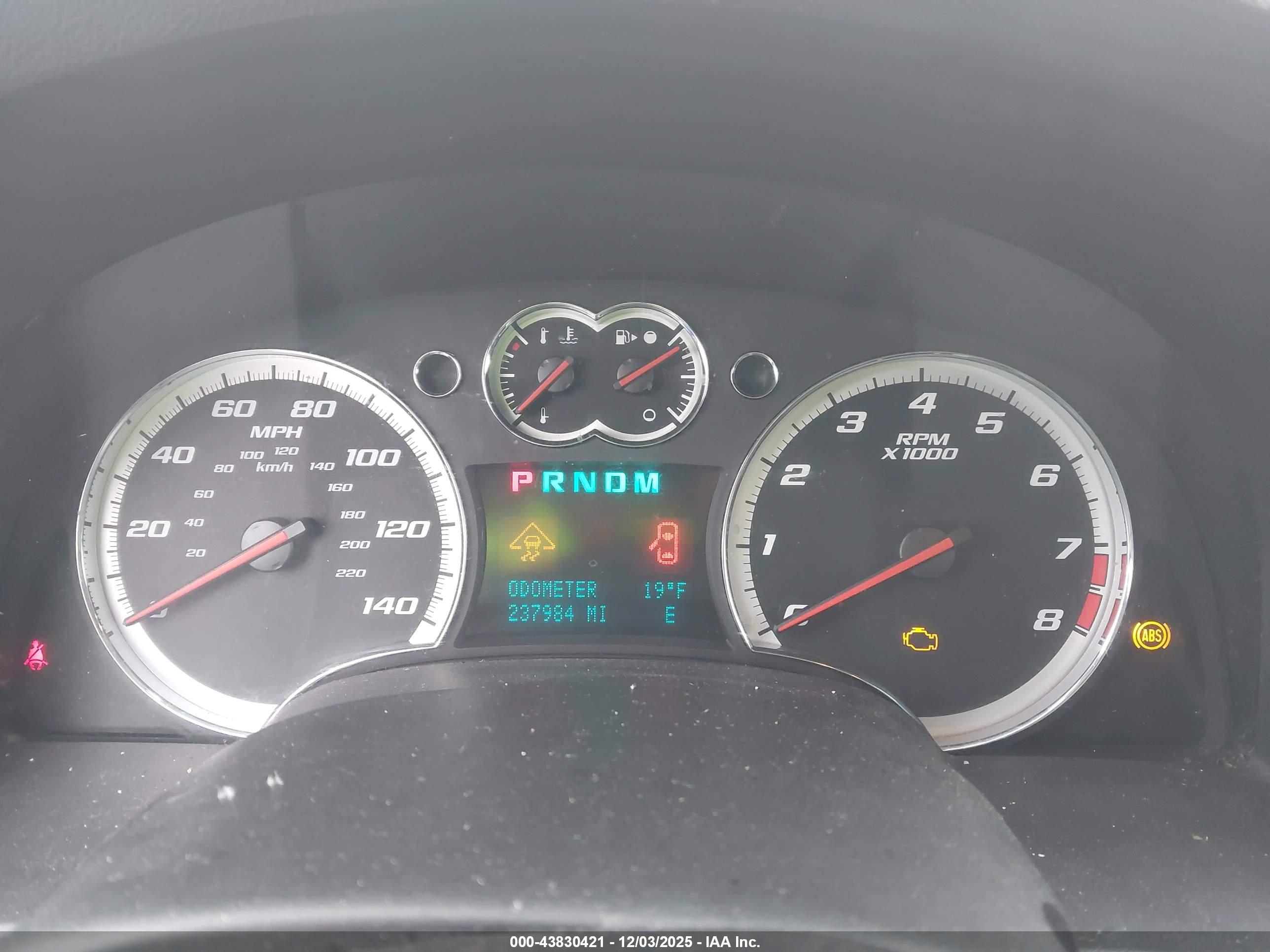 CHEVROLET EQUINOX image 7