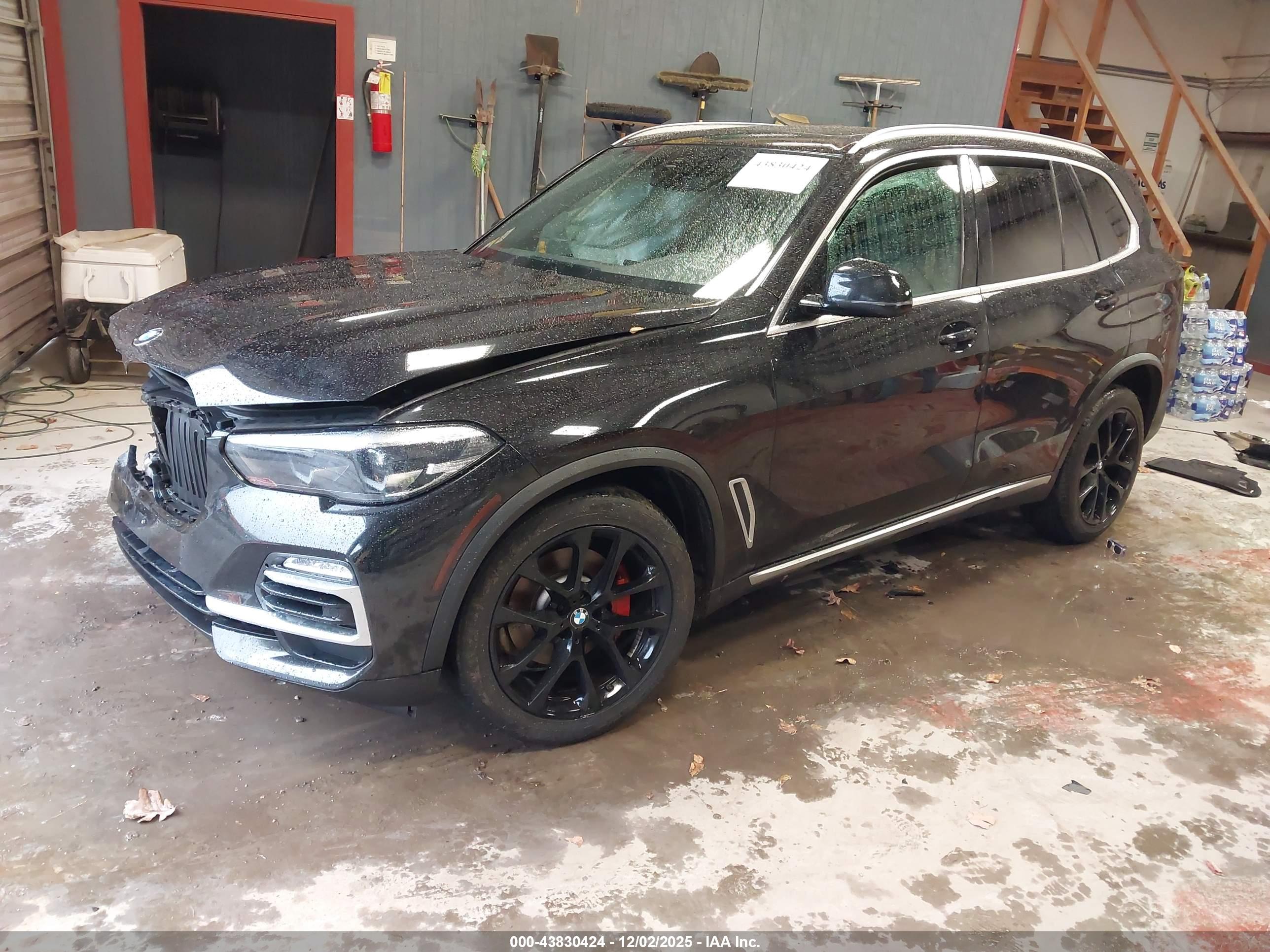 BMW X5 image 2