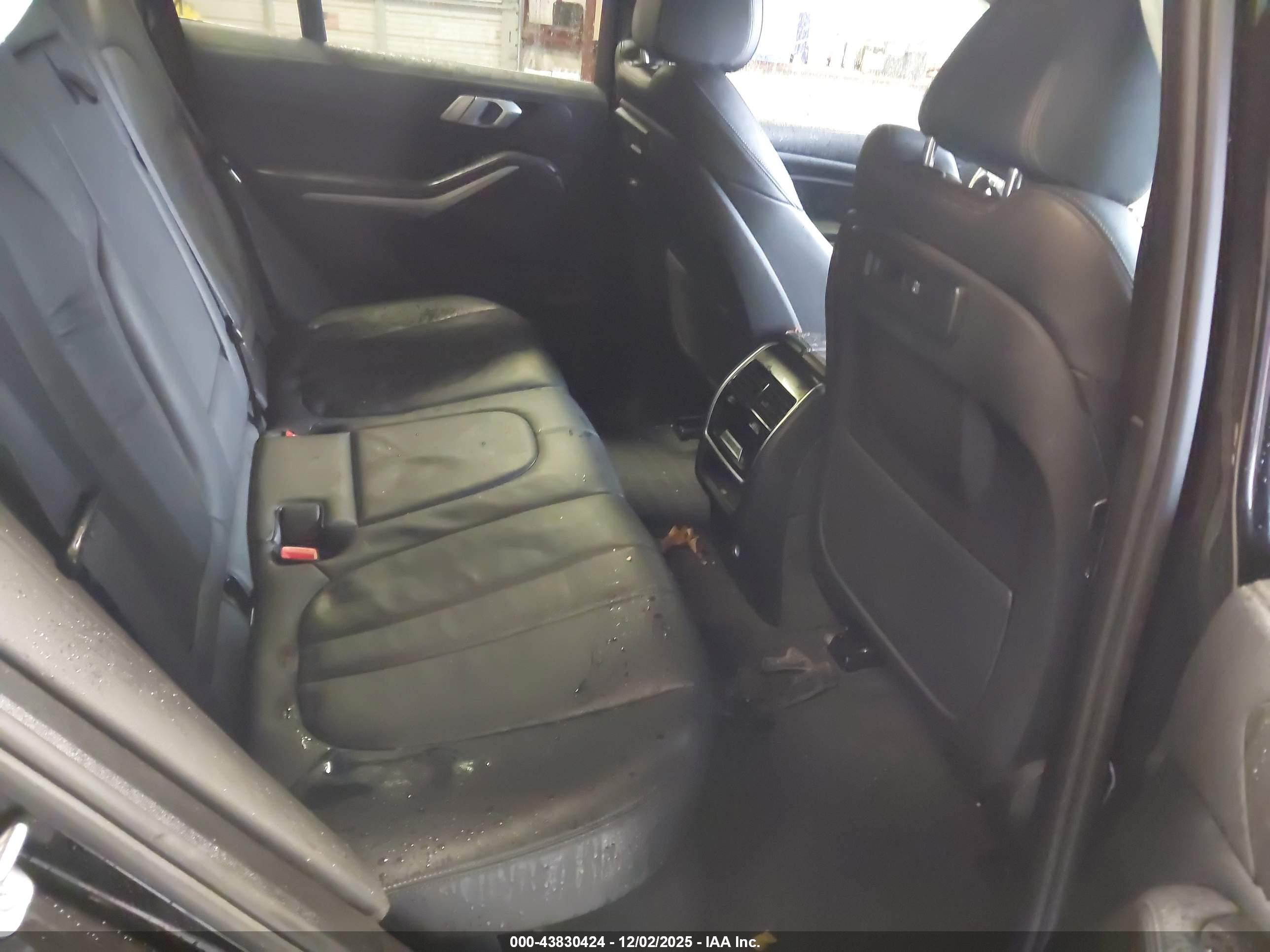 BMW X5 image 8