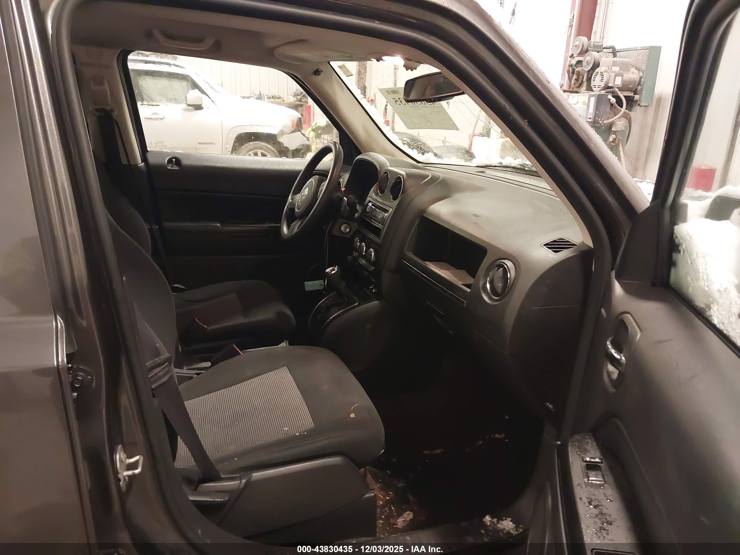 JEEP PATRIOT image 5