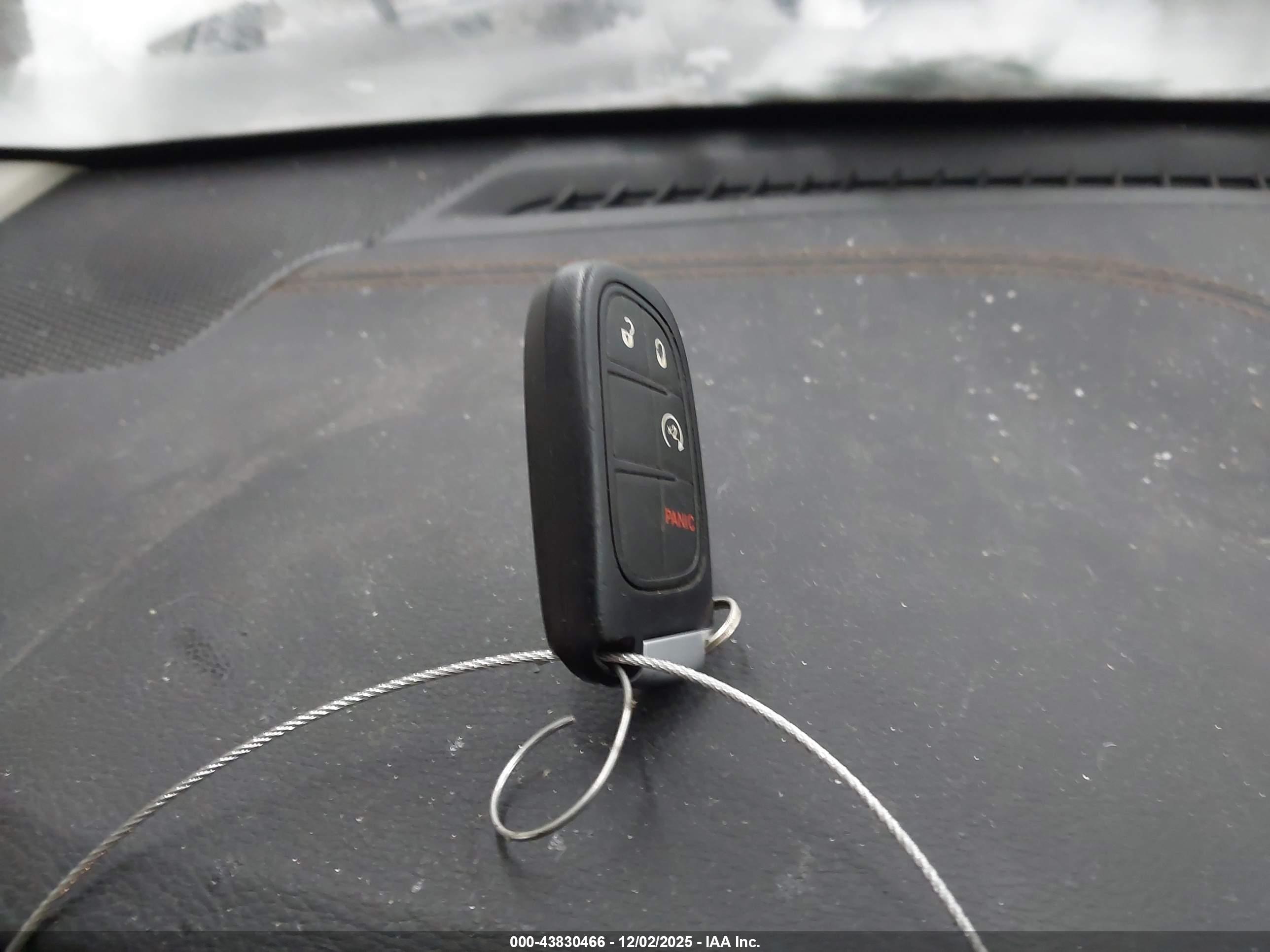 JEEP CHEROKEE image 11