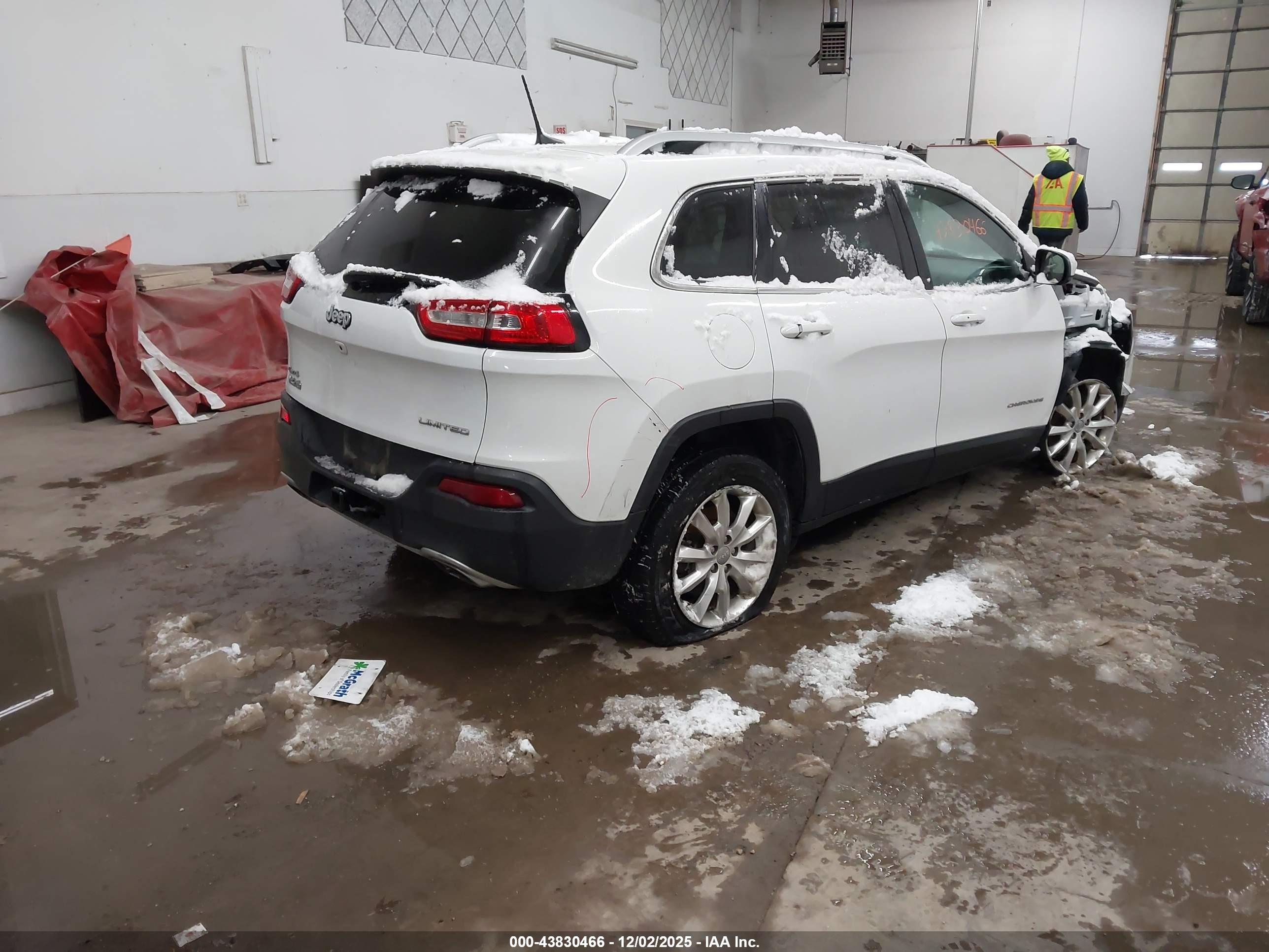 JEEP CHEROKEE image 4