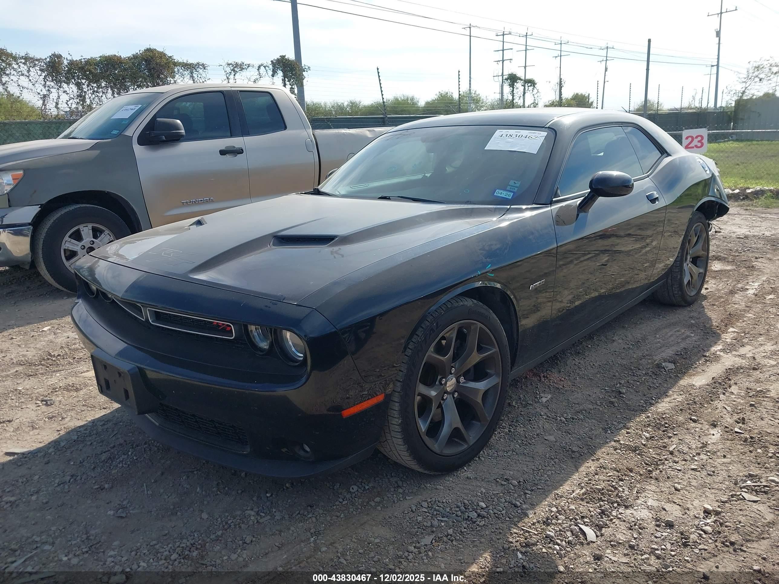 DODGE CHALLENGER image 2
