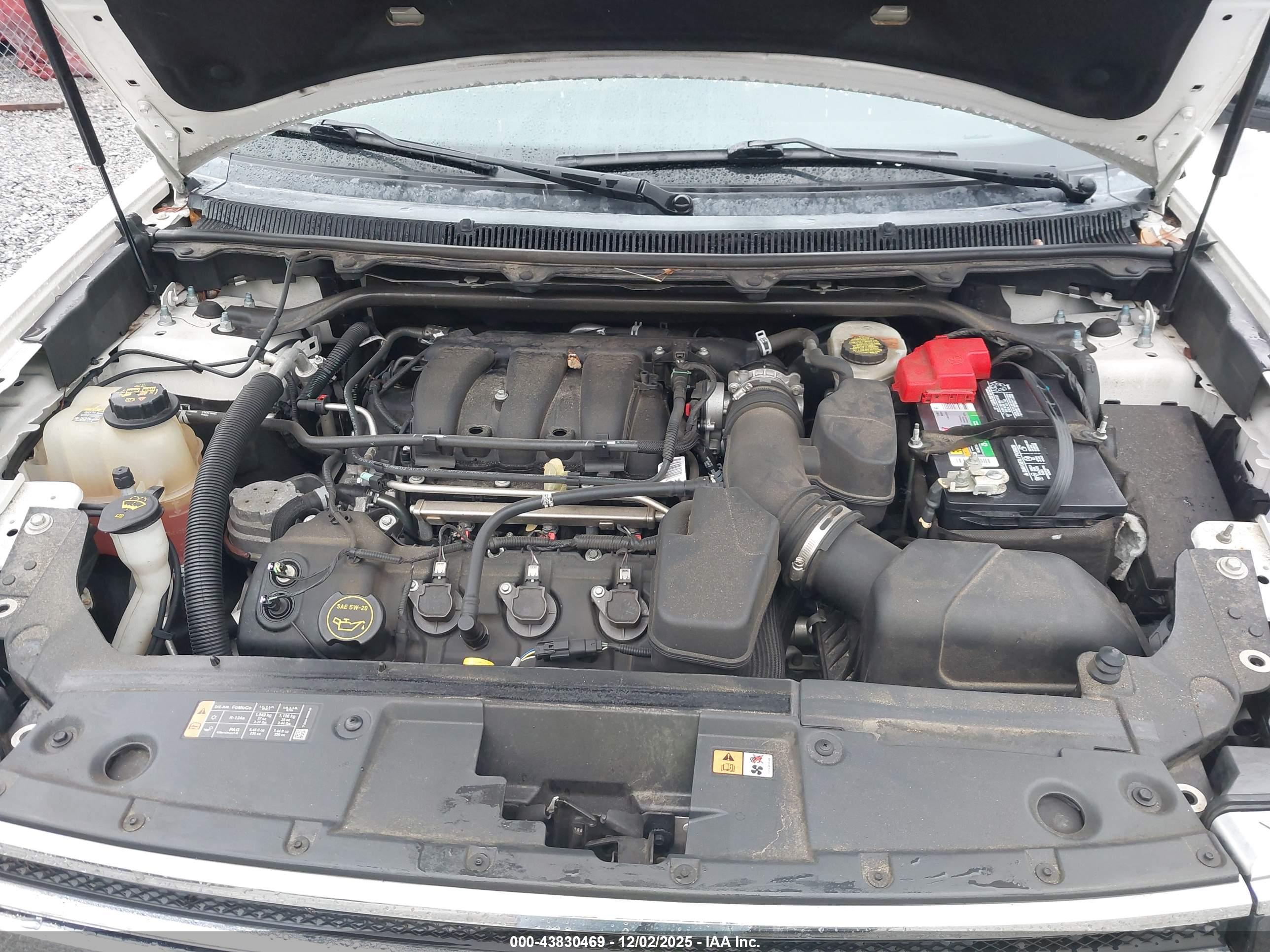 FORD FLEX image 10