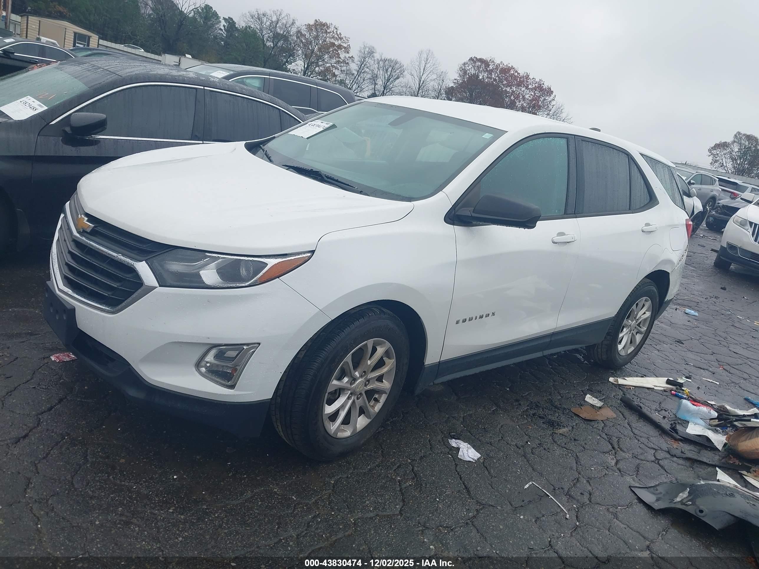 CHEVROLET EQUINOX image 2