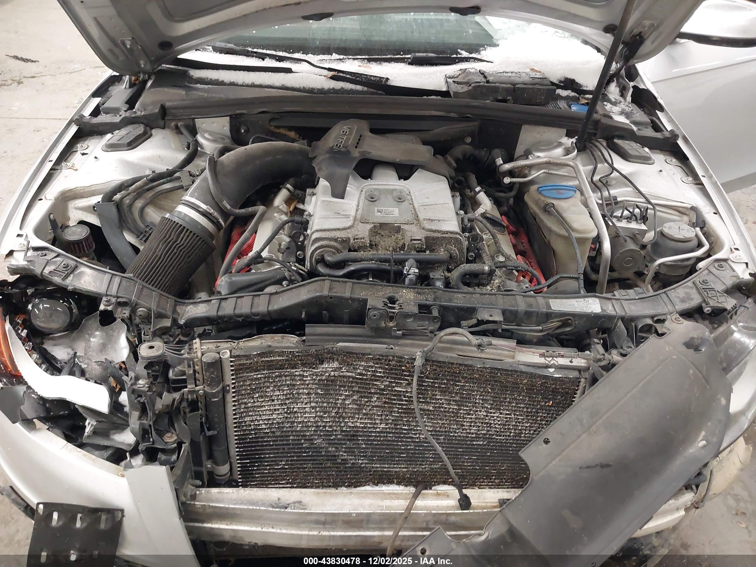 AUDI S4 image 10