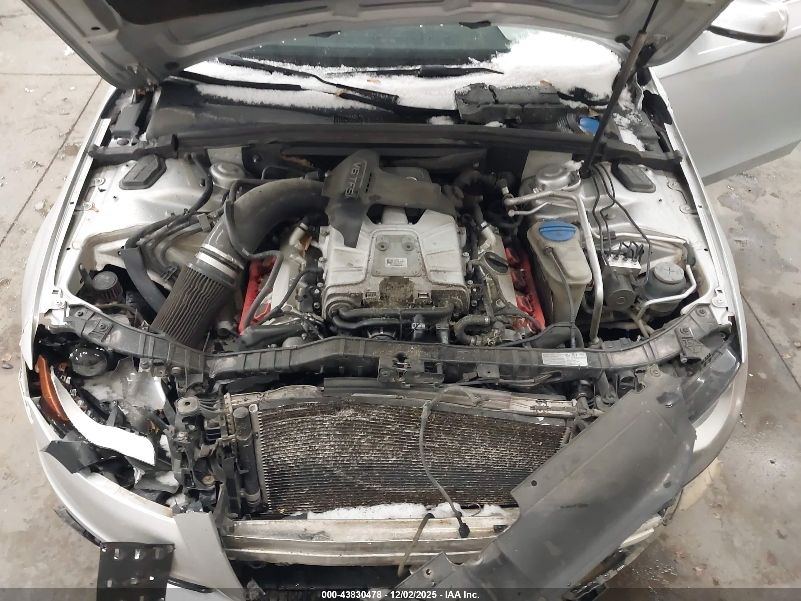 AUDI S4 image 11