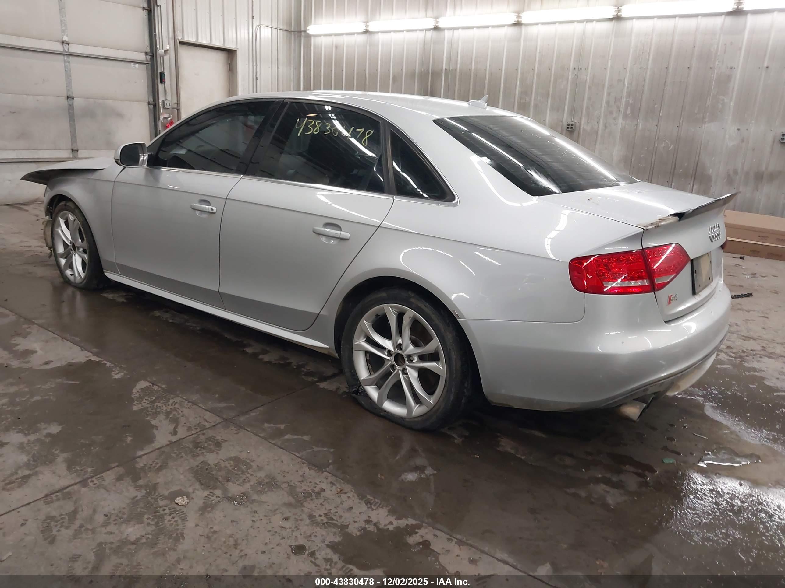AUDI S4 image 3