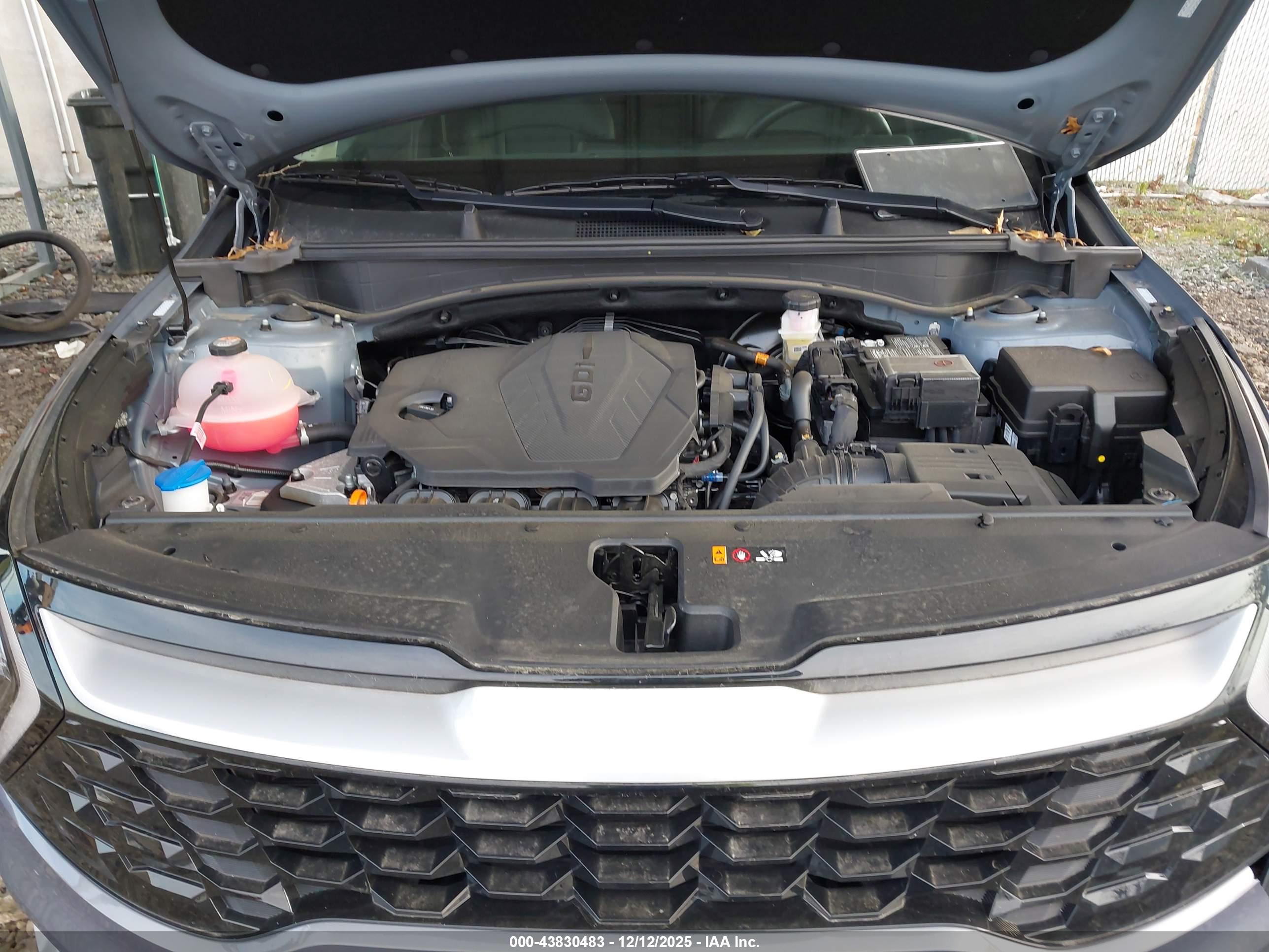 KIA SPORTAGE image 10