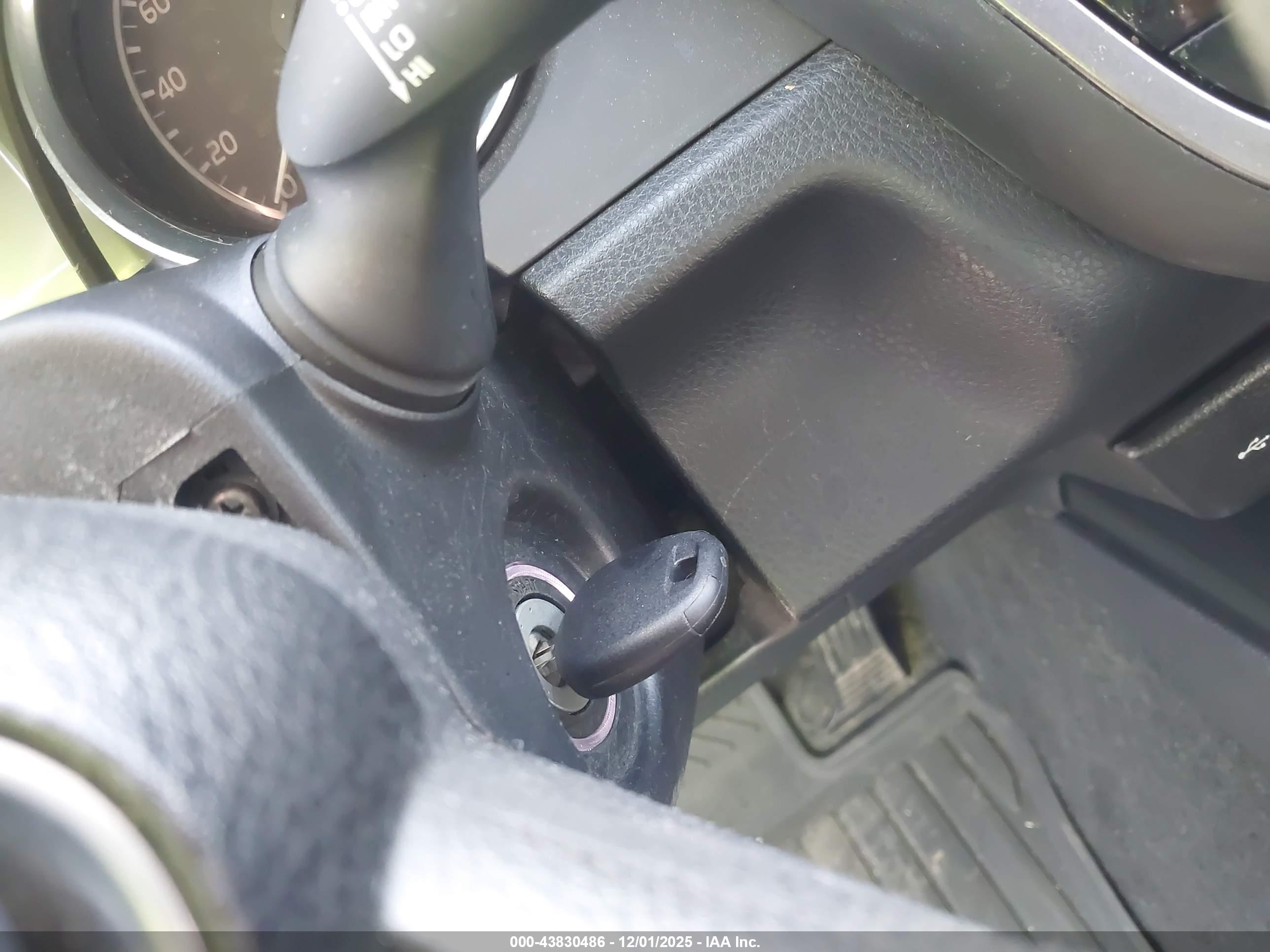 TOYOTA CAMRY image 11