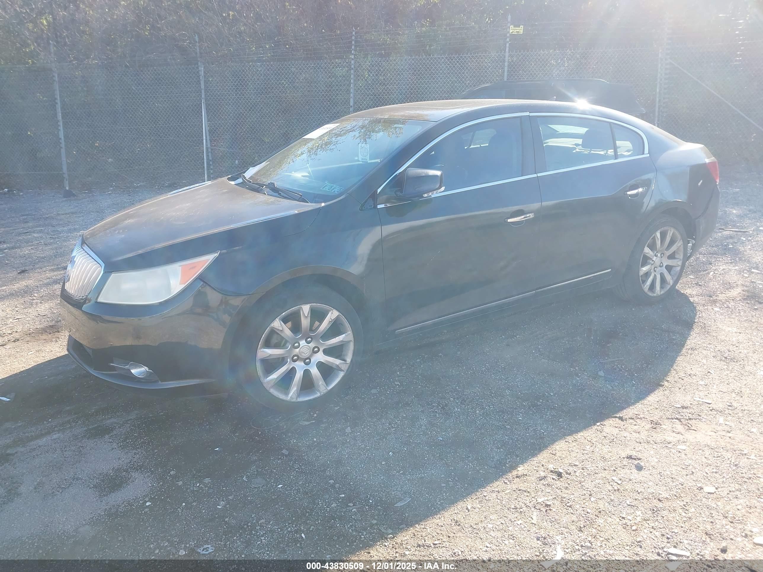 BUICK LACROSSE image 2