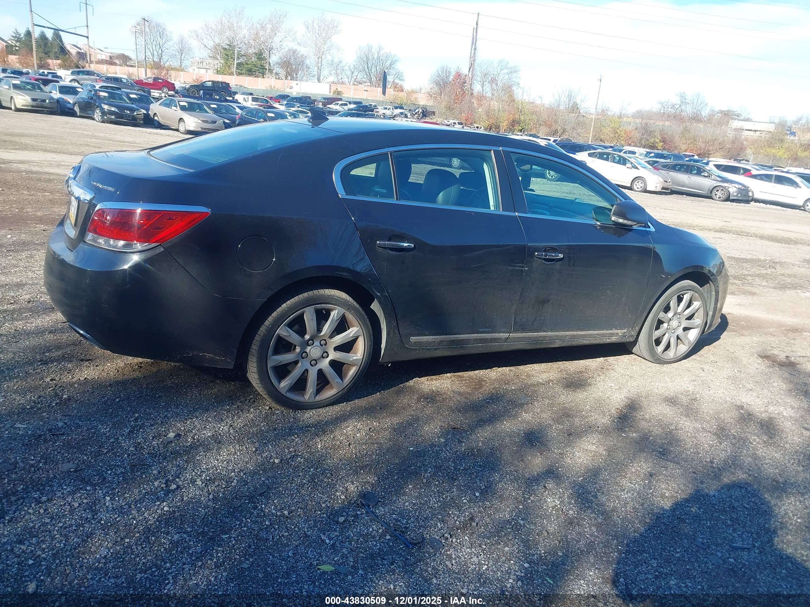 BUICK LACROSSE image 4