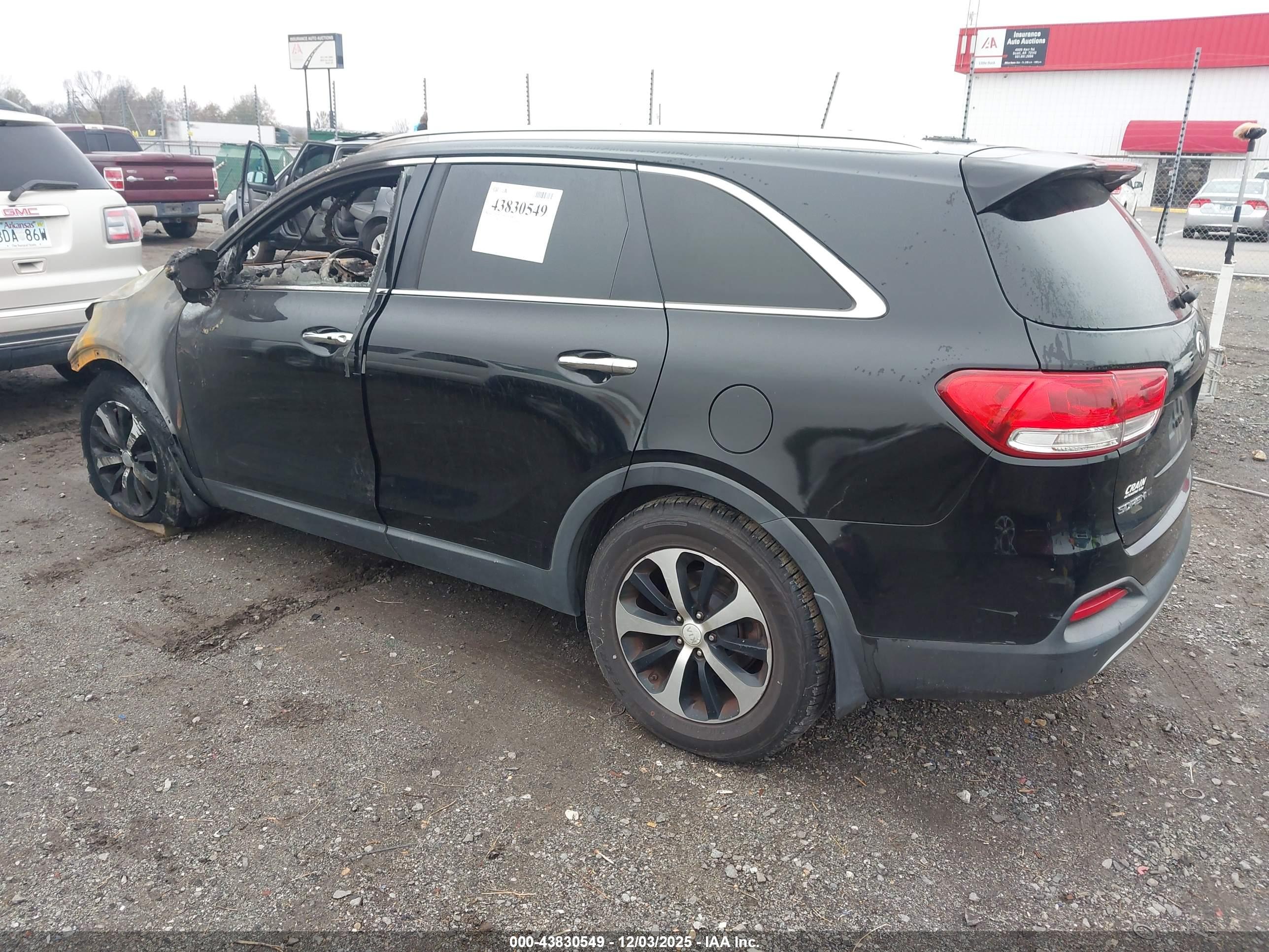 KIA SORENTO image 3