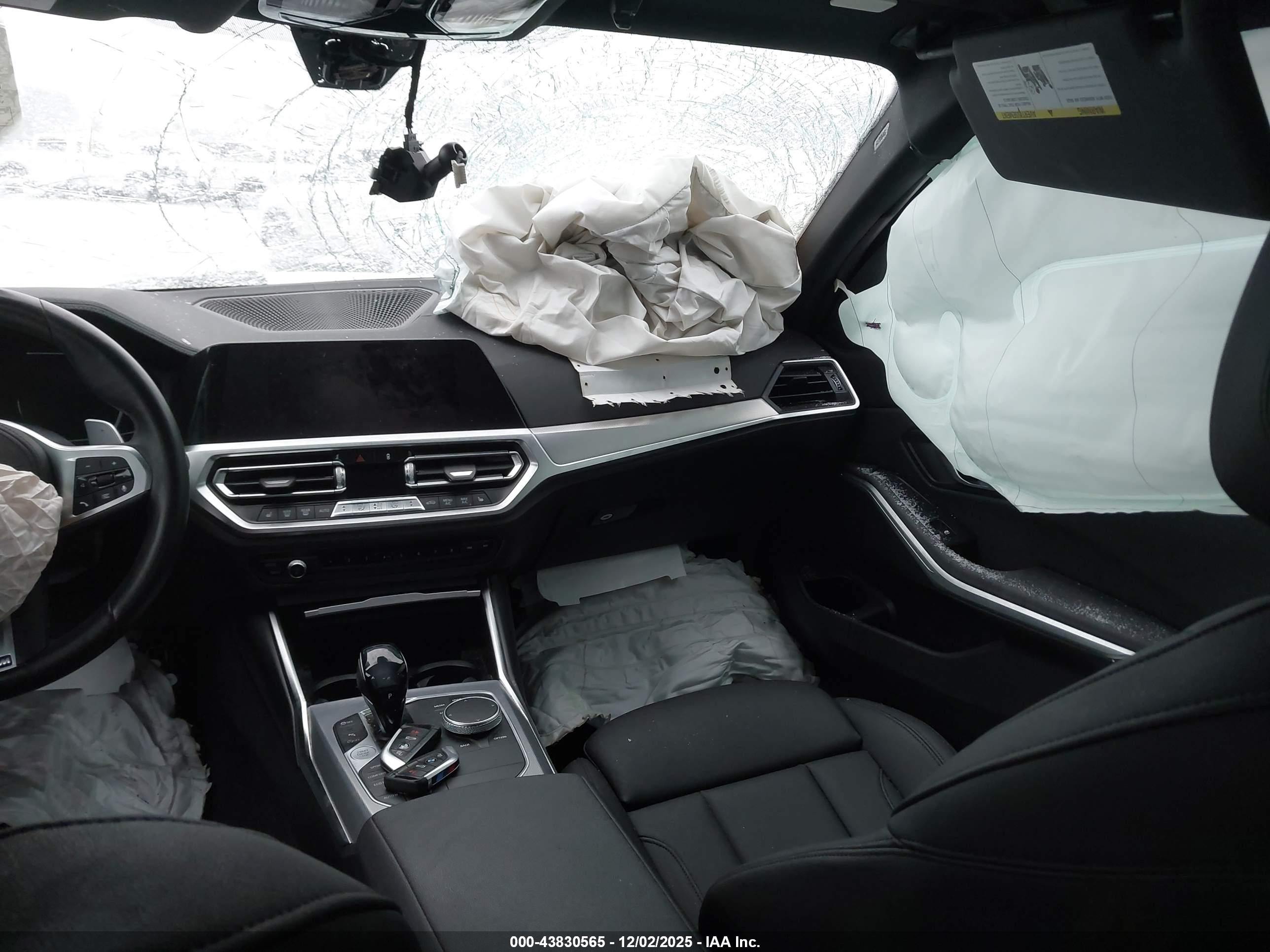 BMW 330I image 5