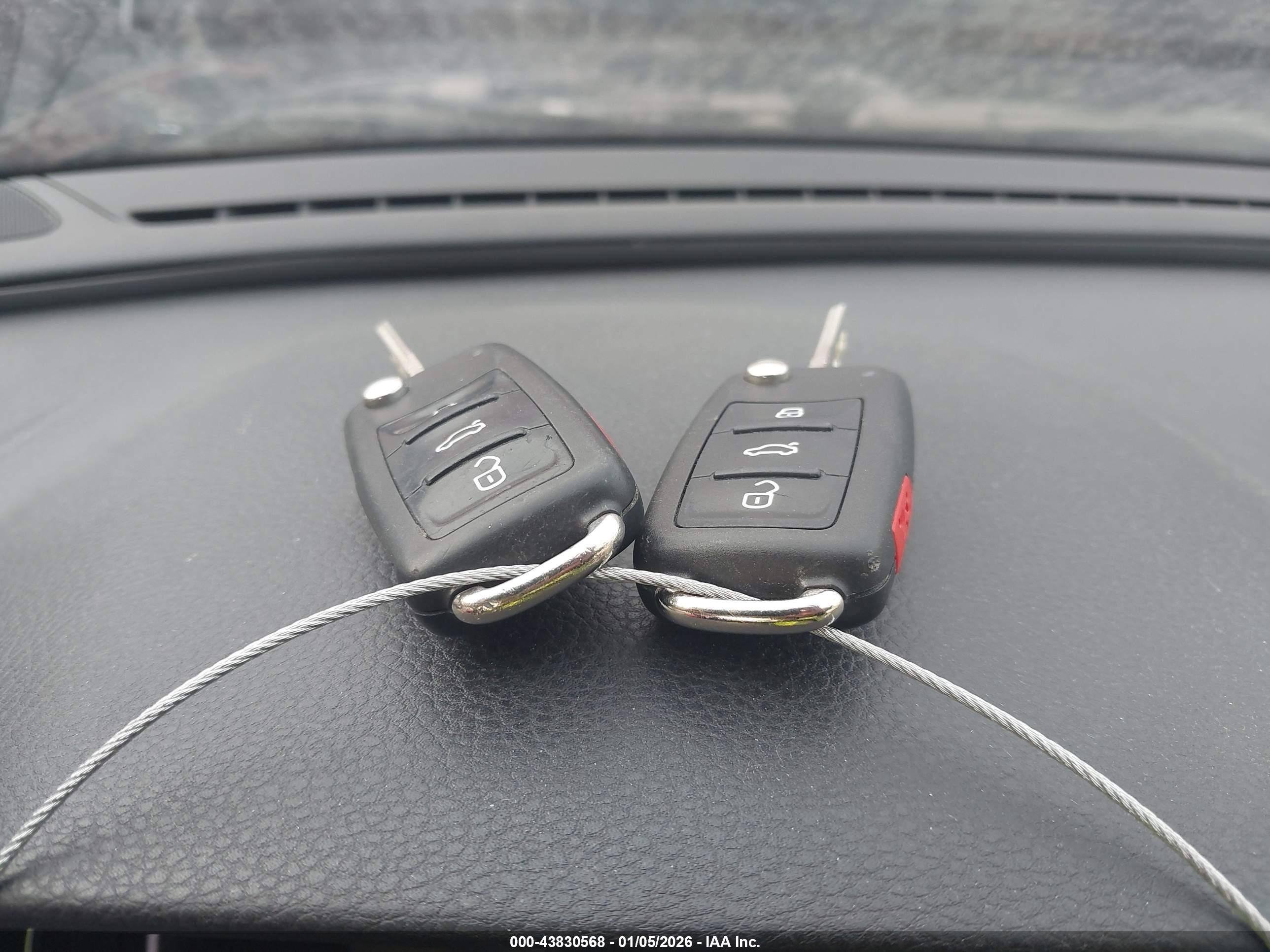 VOLKSWAGEN PASSAT image 11