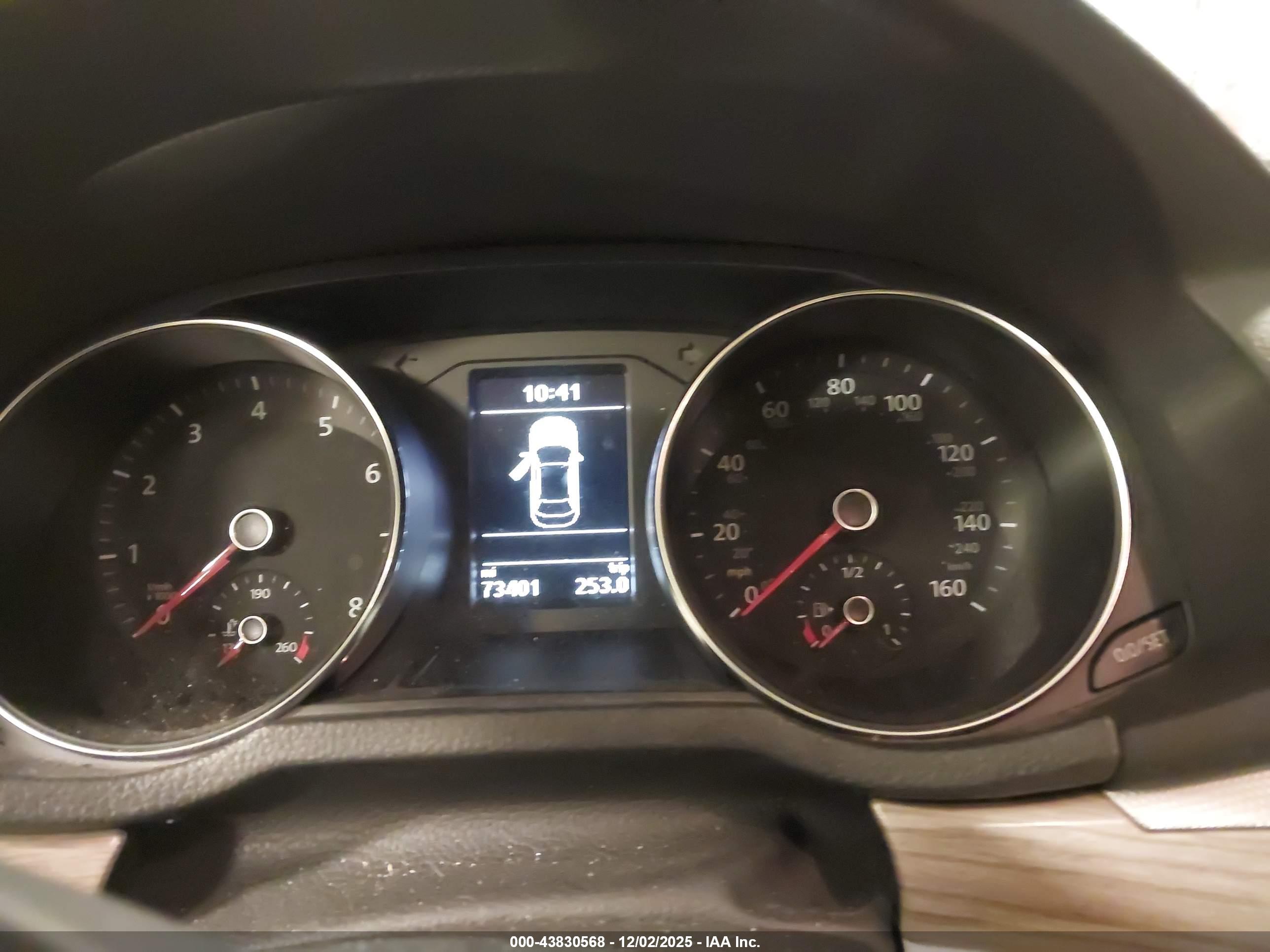 VOLKSWAGEN PASSAT image 7