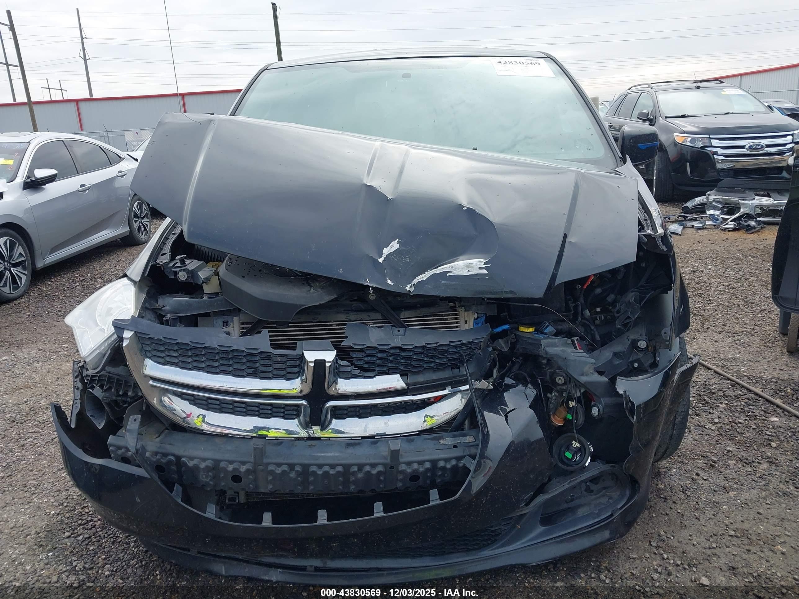 DODGE GRAND image 6