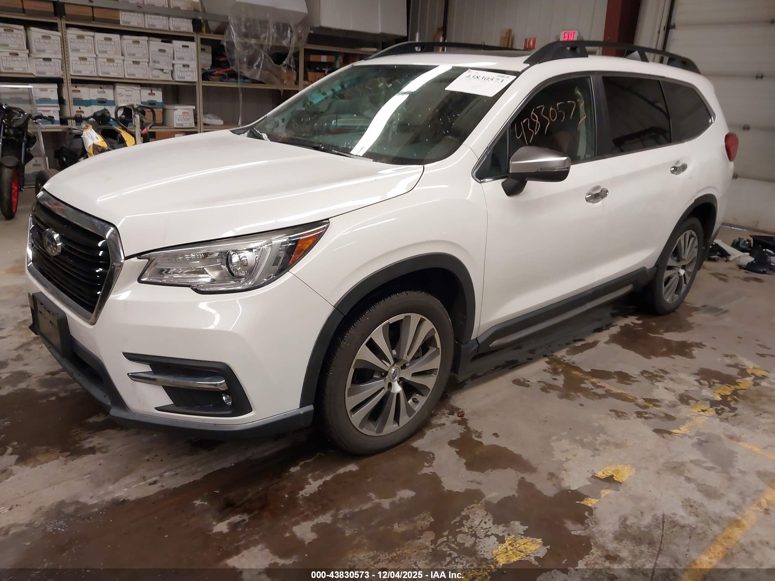 SUBARU ASCENT image 2